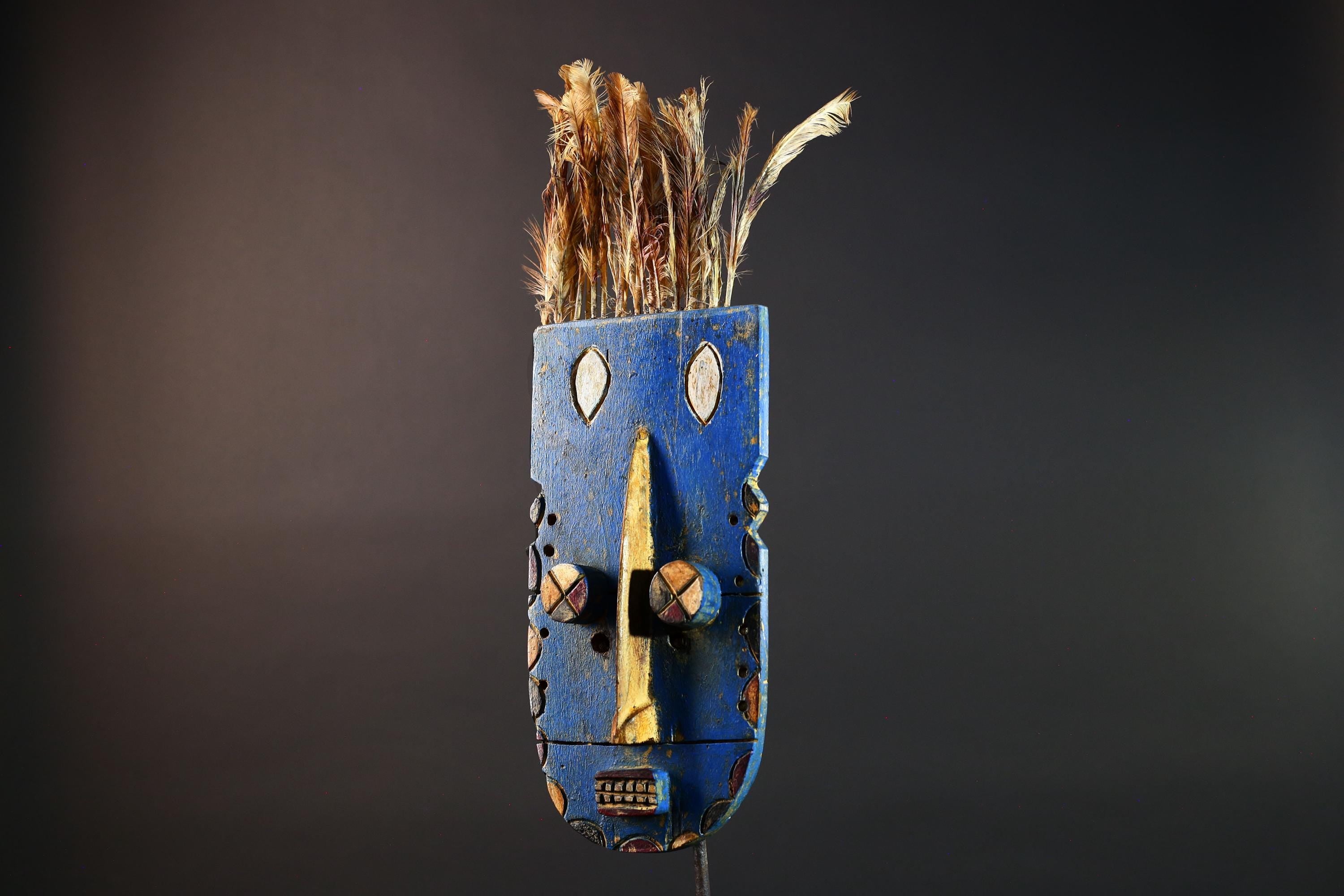 African Bwa Blue Mask With Feathers Hand Carved Wall Art Tribal Wood Sculpture Burkina Faso Totem Vintage Spirit Object Decor G5586