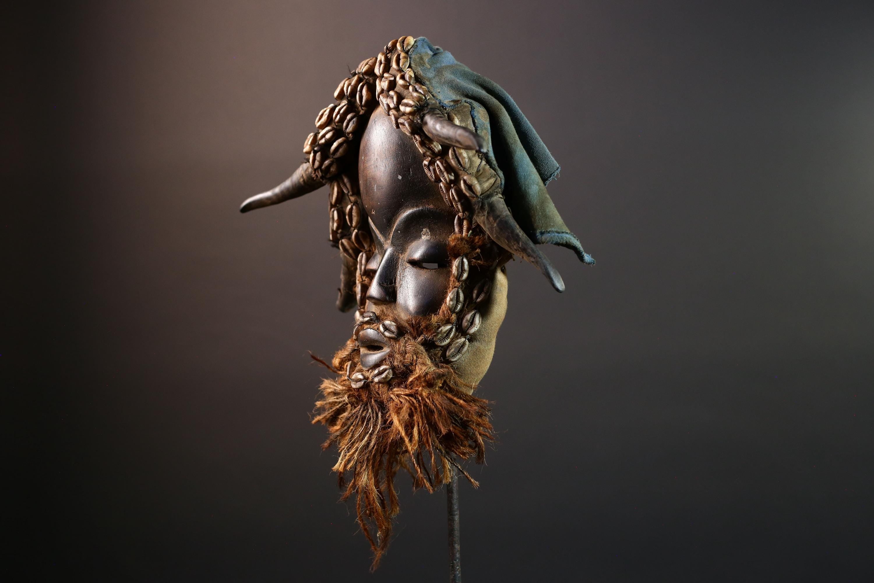 Vintage Dan Cowrie Shell Mask – Authentic Hand-Carved Wood Headdress from Côte d’Ivoire, Ritual Ancestral Art, Tribal Wall Decor-G5649