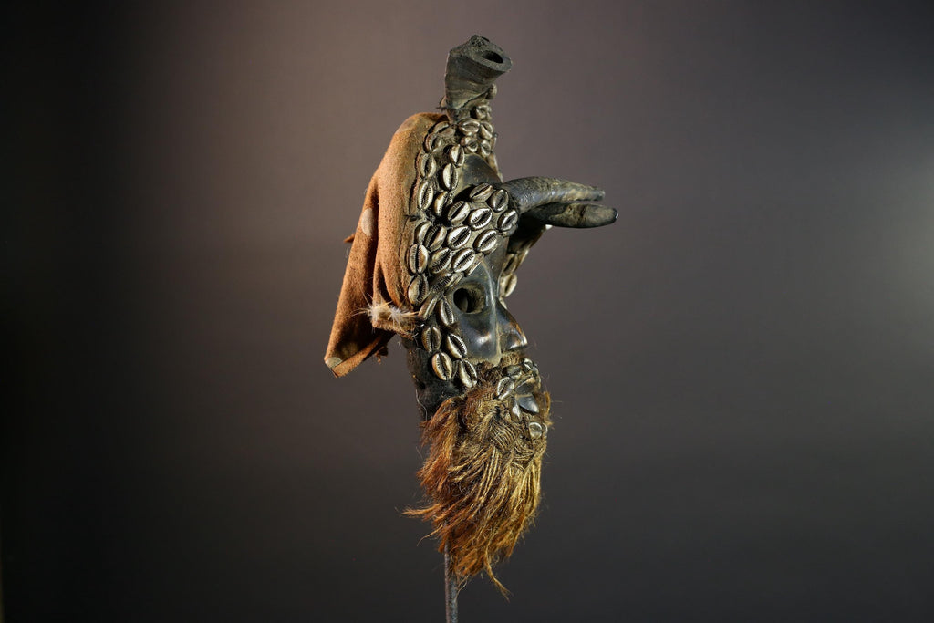 African Dan Antelope Mask Tribal Carved Wood Face Côte d’Ivoire Cowrie Beard Horns Ritual Wall Art Decor Mask African-G5671