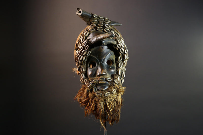African Dan Antelope Mask Tribal Carved Wood Face Côte d’Ivoire Cowrie Beard Horns Ritual Wall Art Decor Mask African-G5671