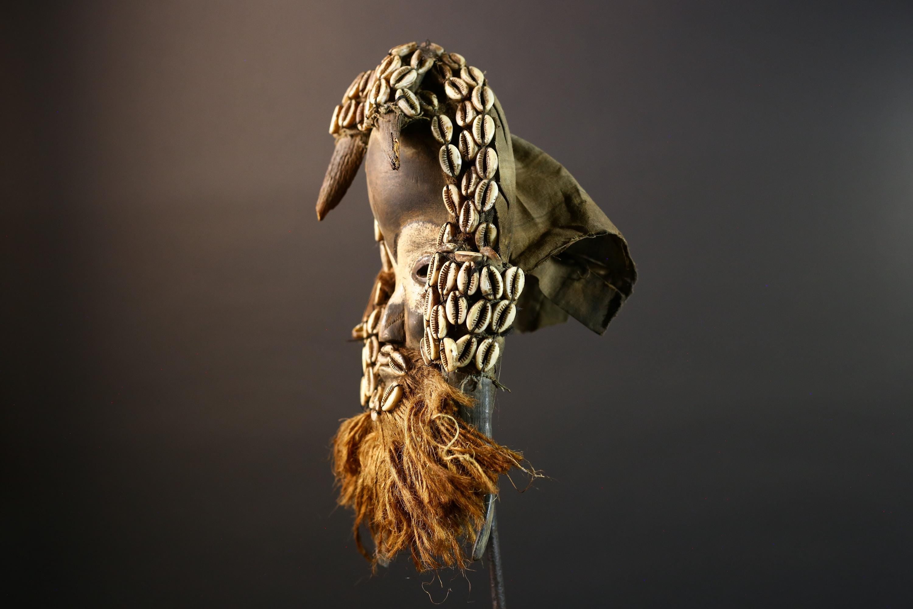 Authentic Dan Tribe Shell Mask Hand Carved Cowrie Raffia Beard African Wall Decor Tribal Art Sculpture Collectible Home Hanging Mask-G5695