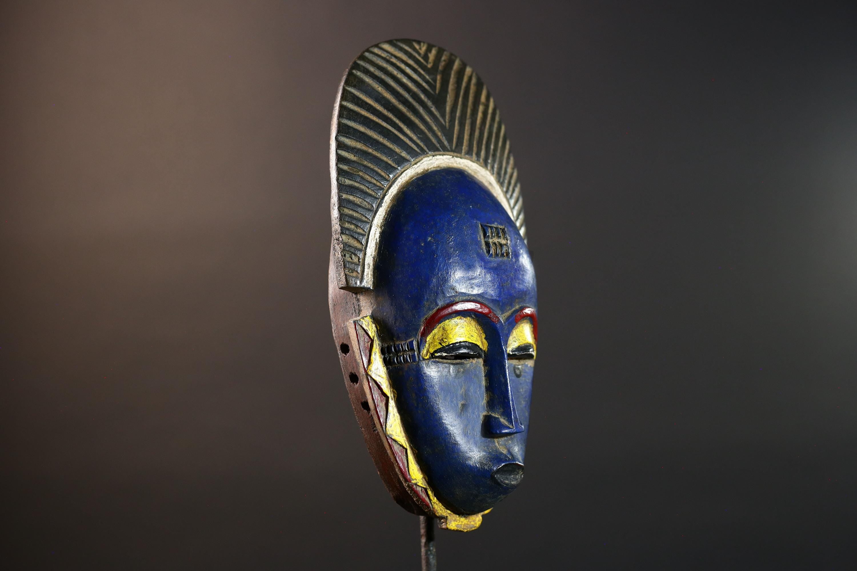 African Sun Face Wall Mask Hand-Carved Wood Tribal Home Decor Ethnic Art Hanging Piece Unique Handcrafted Gift One-of-a-Kind Collector -9720