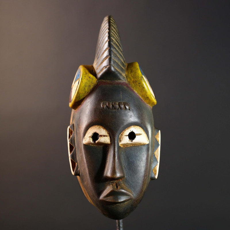 African Guro sun mask wooden wall art vintage tribal home decor accent piece handmade sculpture collectible quality piece unique art-G5736