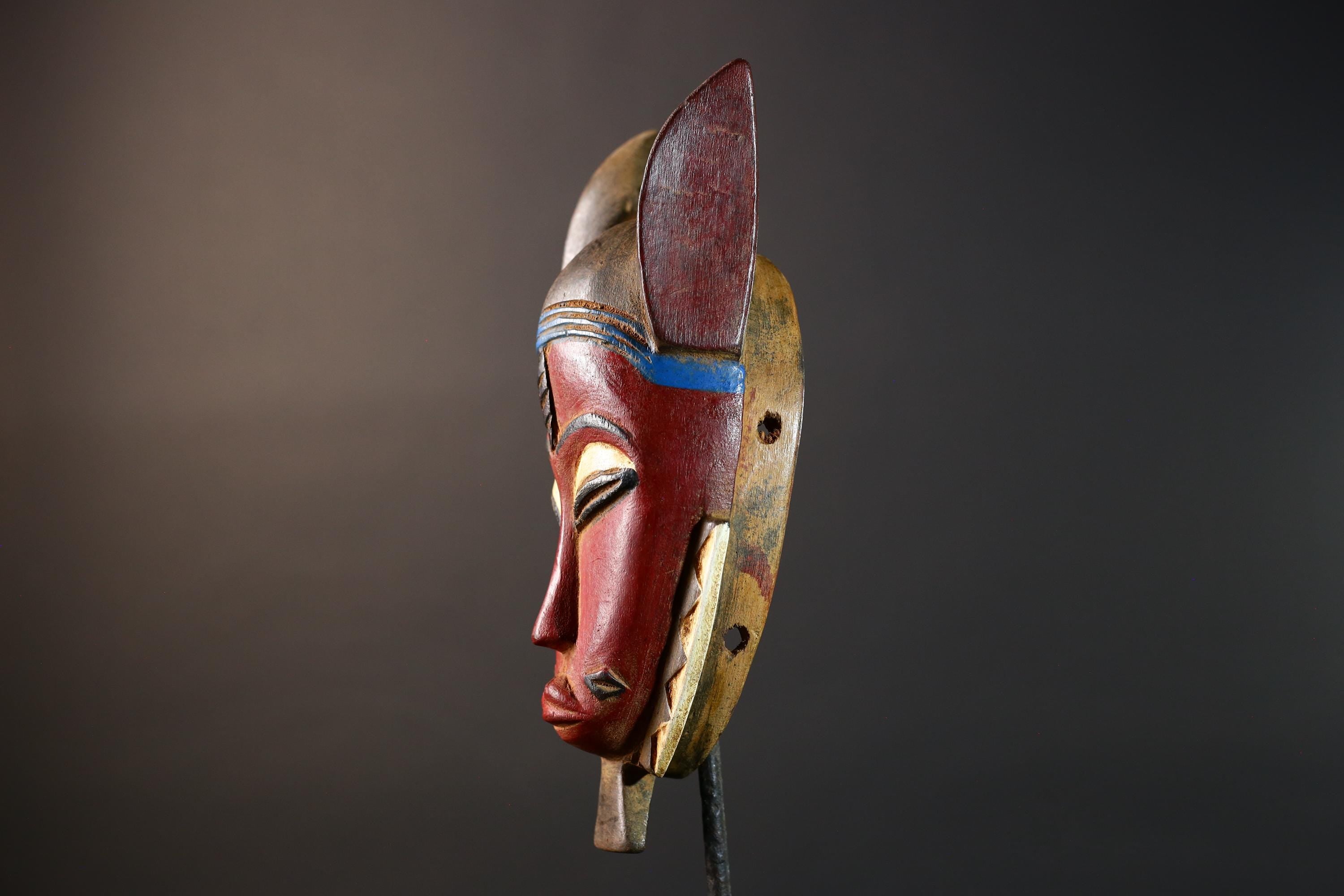 African Baule Mask Red Face Tribal Wood Carved Wall Art Côte d'Ivoire Vintage Decor Authentic Handcrafted African Sculpture-G5765