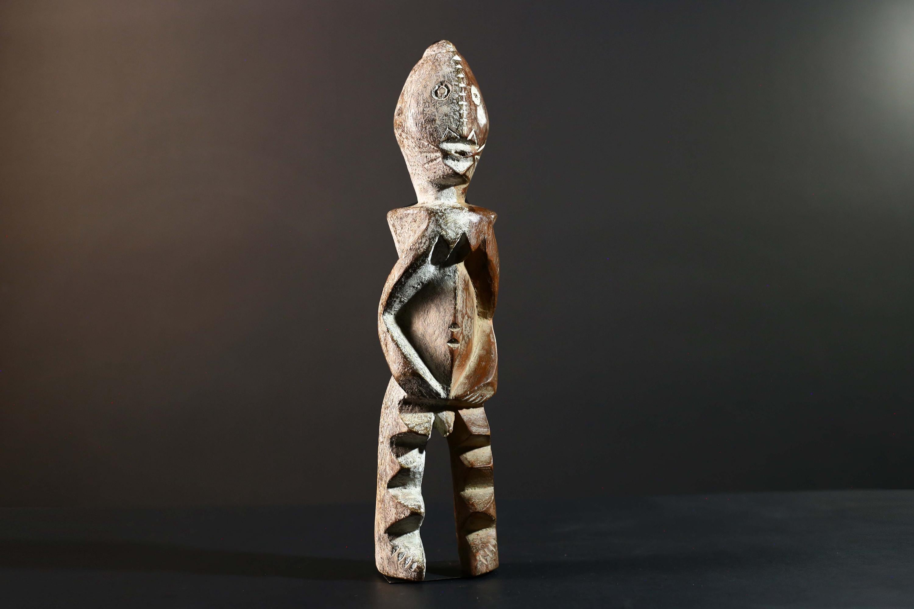 Hand Carved Tribal Vintage Ambete Reliquary Statue Wood Gabon Figure-G5796