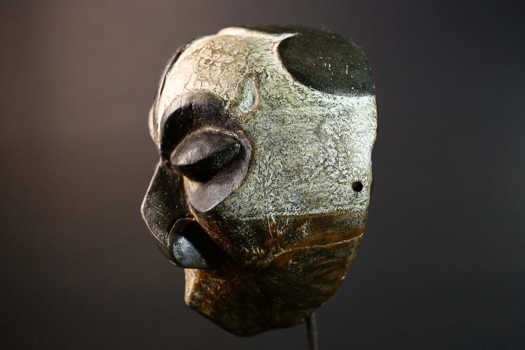 African Kuba Tribal Mask Hand Carved Wood West Africa Art Home Wall Decor-G5775