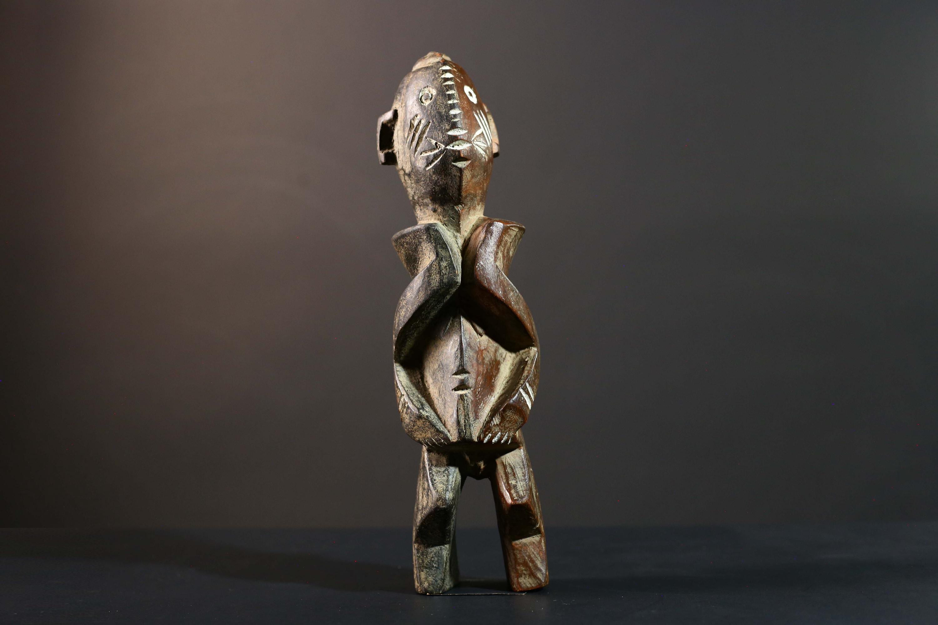 African Songye Power Figure Congo Tribal Statue Carved Wood Primitive Sculpture-G5781