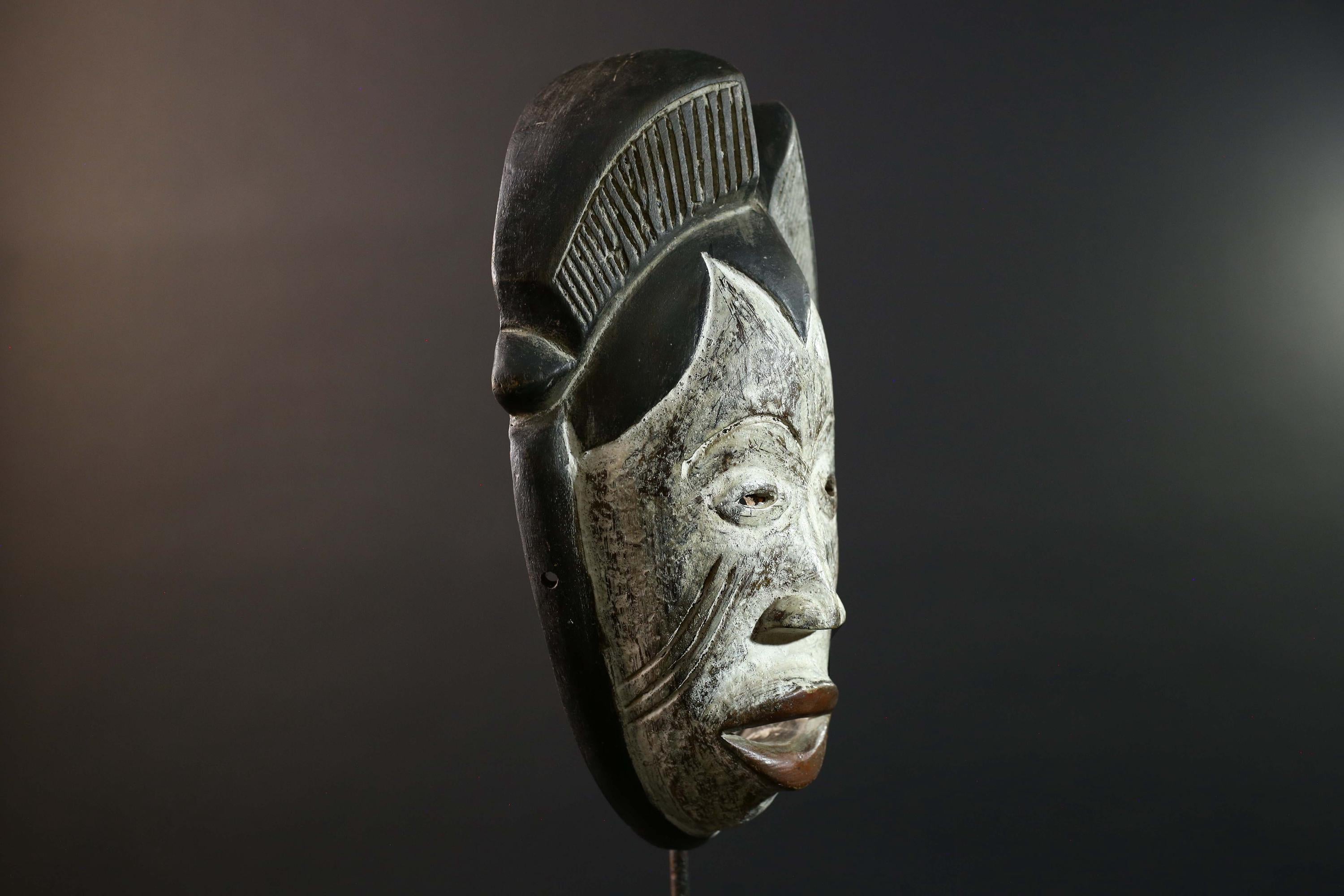 Guro Tribal Mask African Carved Wood Côte d’Ivoire Ritual Face Decor-G5787