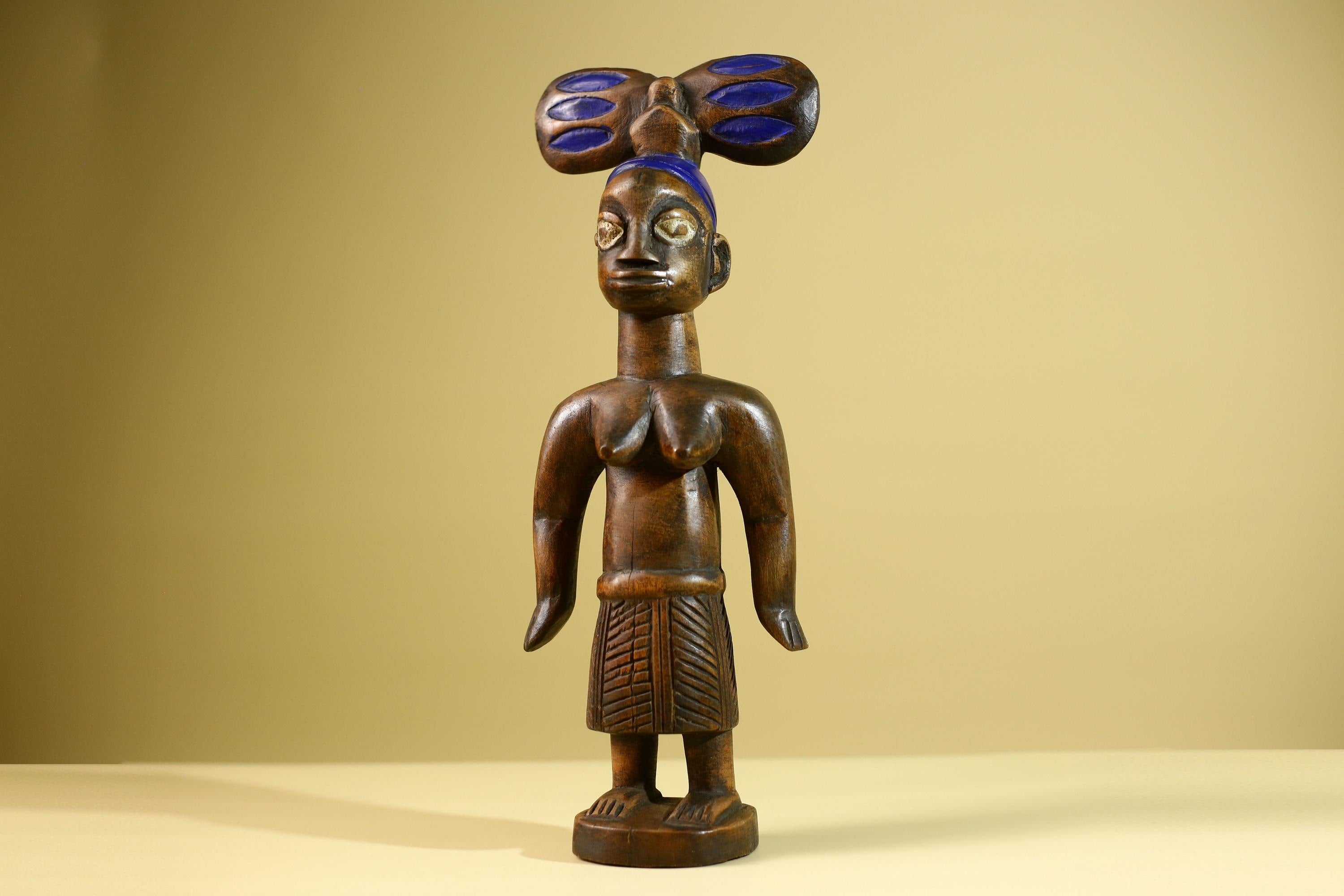 African Yoruba Female Figure: Hand Carved Wood Statue with Blue Crest Sculpture Decor-G5801
