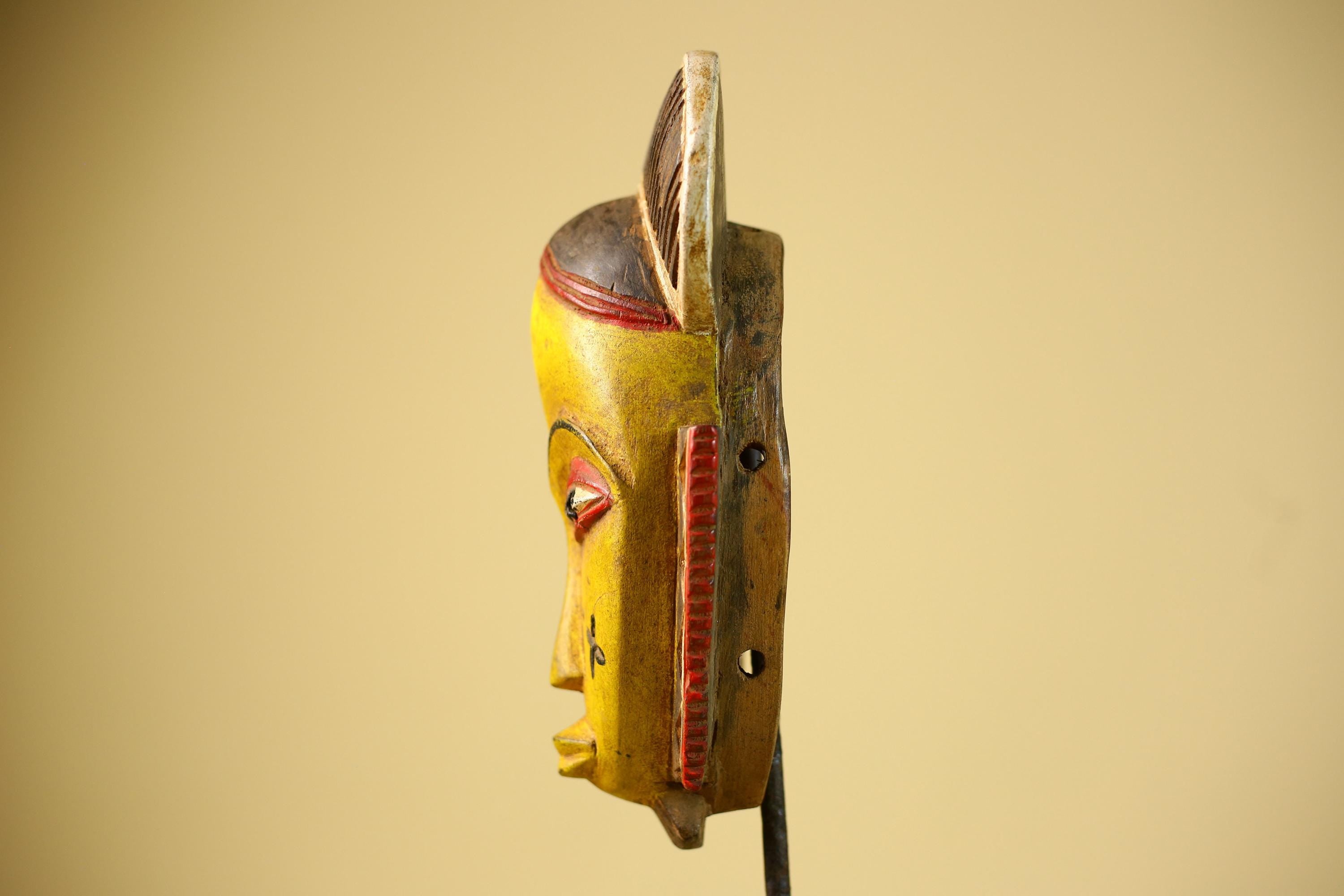 African Guro Mask Yellow Face Wood Côte d’Ivoire Tribal Art Wall Display Decor-G5833