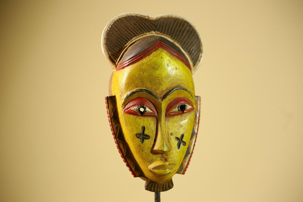 African Guro Mask Yellow Face Wood Côte d’Ivoire Tribal Art Wall Display Decor-G5833