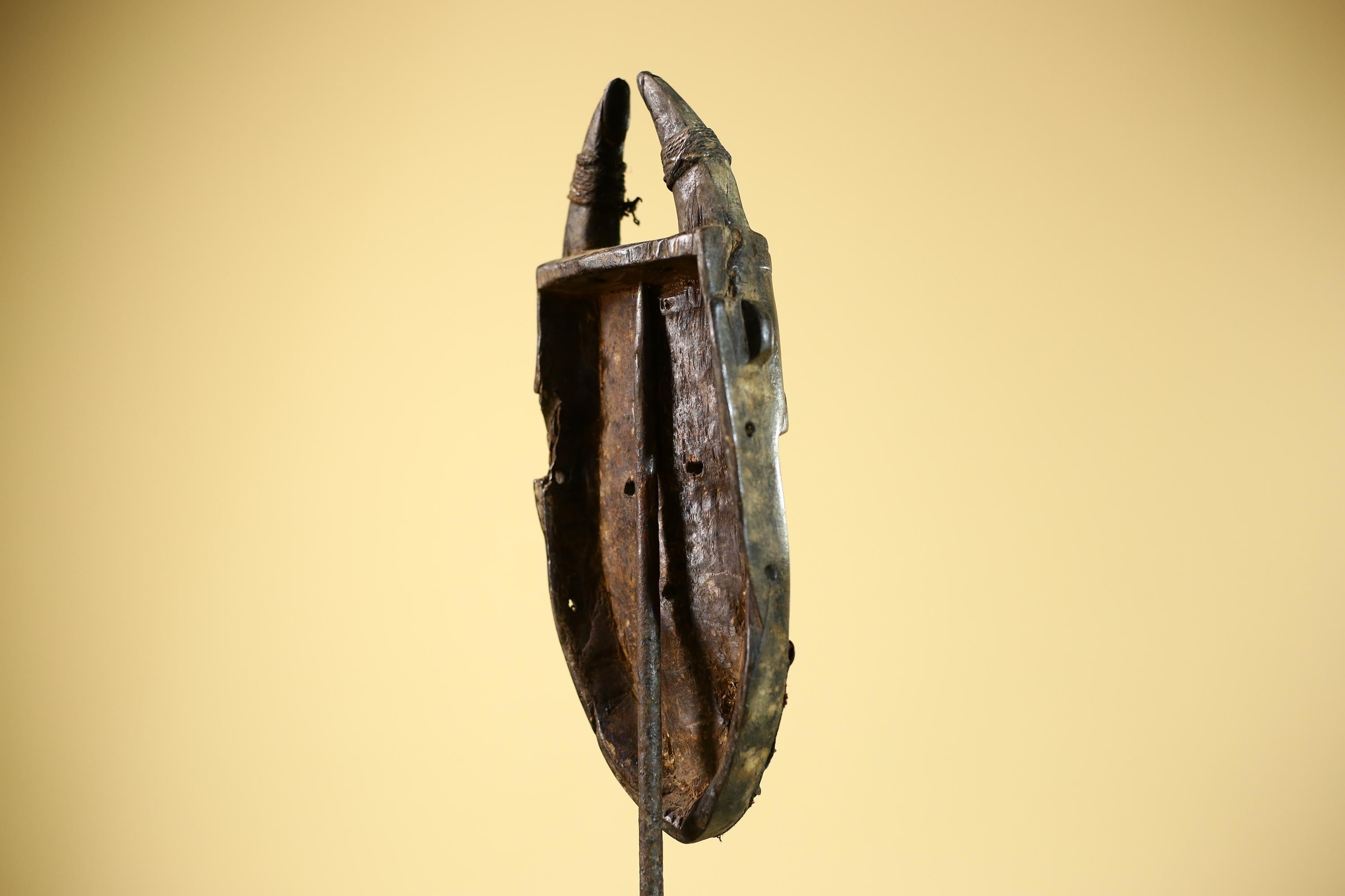 African Toma Mask Carved Wood Horn Crest Tribal Guinea Art Collectible Decor-G5841