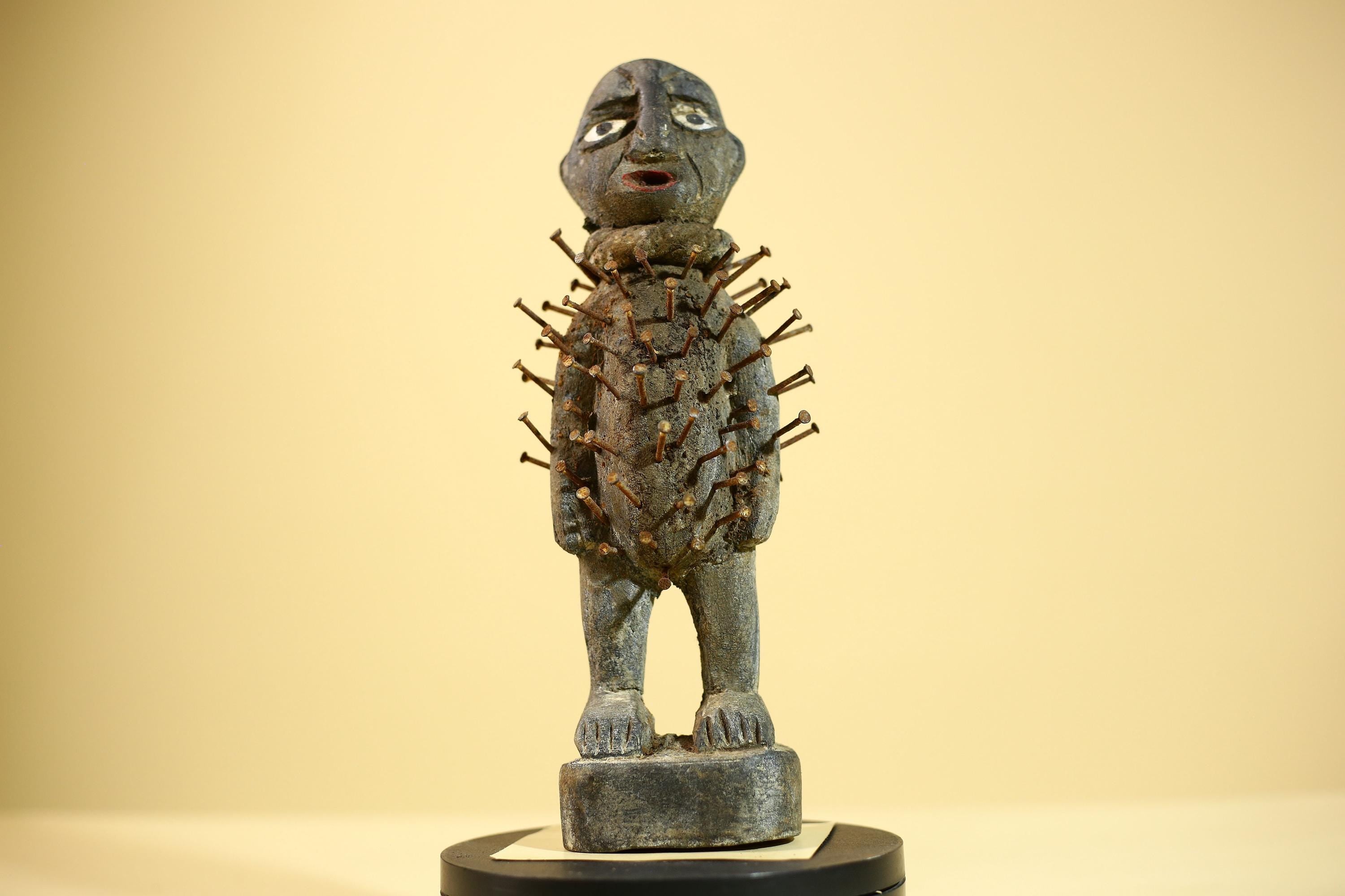 African Tribal Statue Nail Fetish Nkisi Figure Congo Ritual Art Decor-G5851