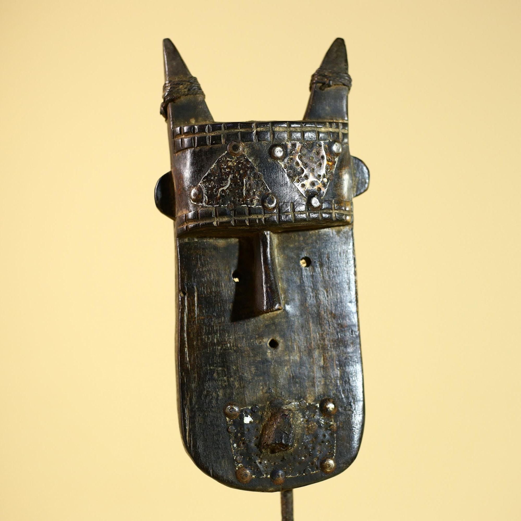 African Tribal Mask Toma Wood Metal Detail Guinea Ritual Wall Art Decor-G5856