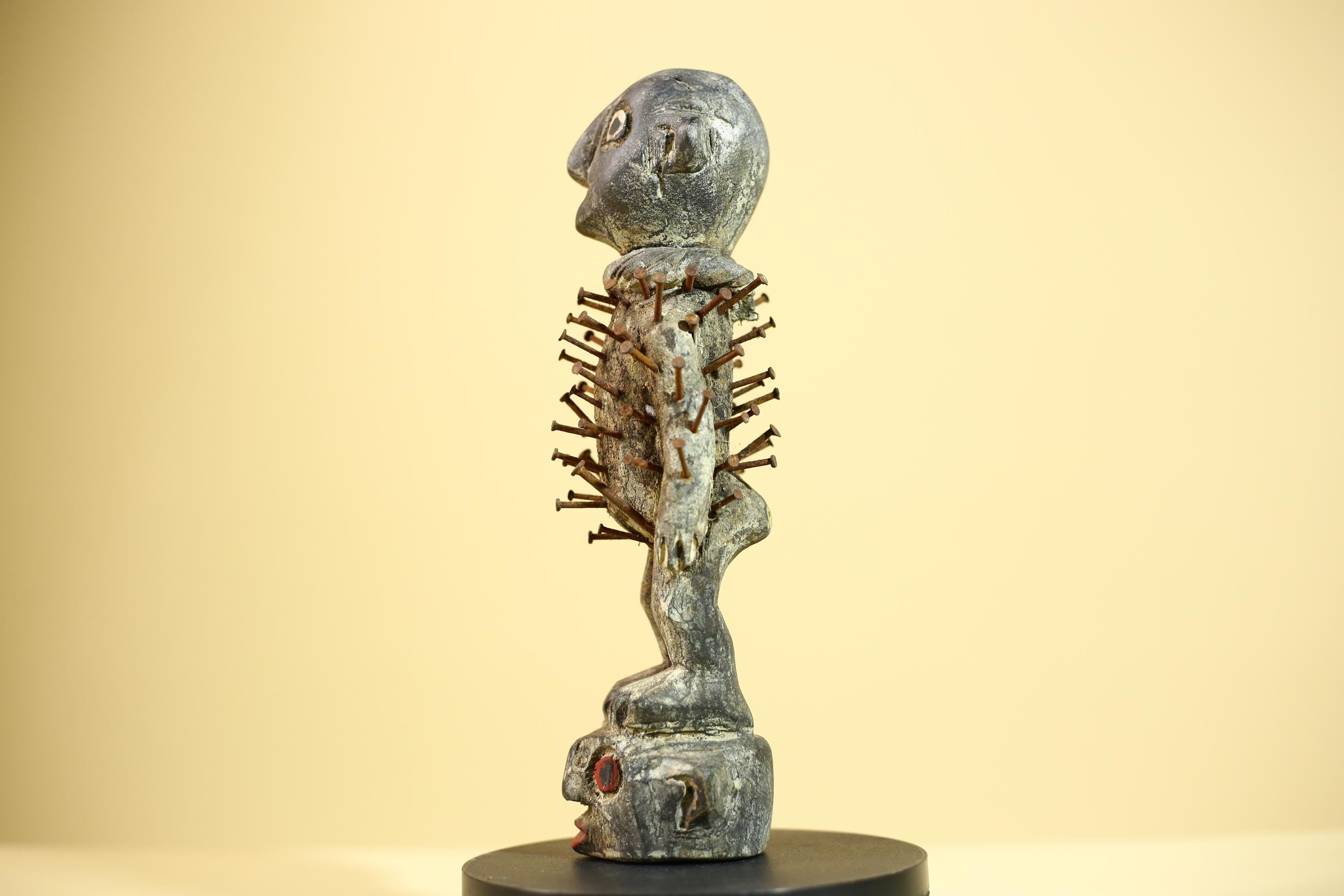 African Nail Fetish Statue Congo Ritual Figure Wood Tribal Art Decor Sculpture Decor-G5870