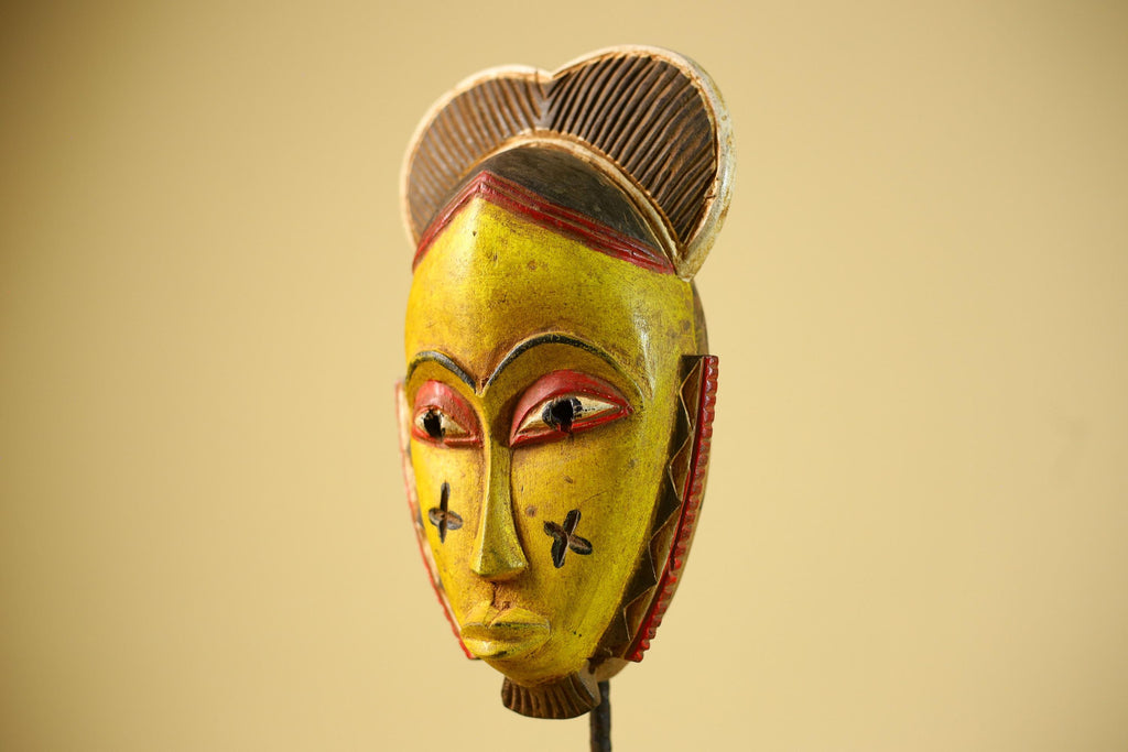 African Guro Mask Yellow Face Wood Côte d’Ivoire Tribal Art Wall Display Decor-G5833