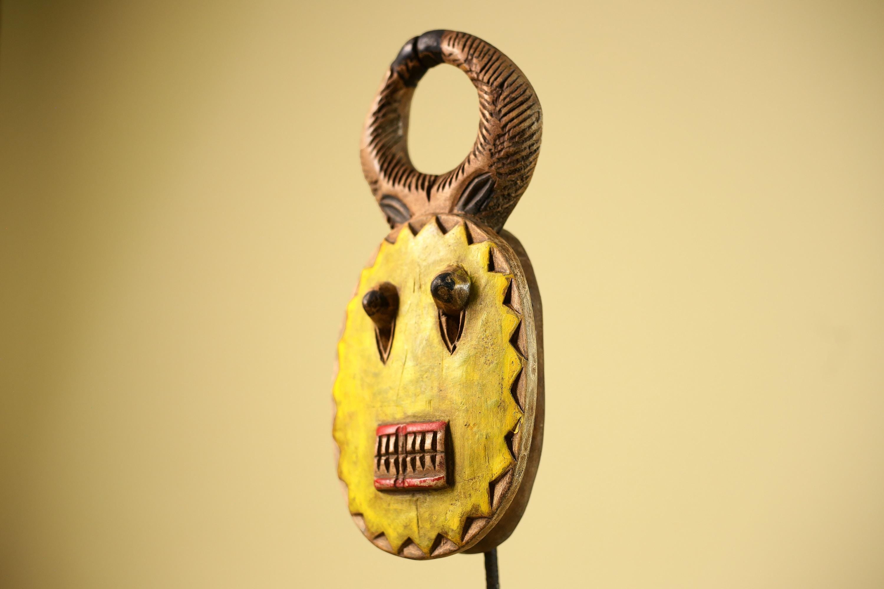 African Guro Mask Yellow Ring Crest Wood Côte d’Ivoire Tribal Art Wall Display Decor-G5834