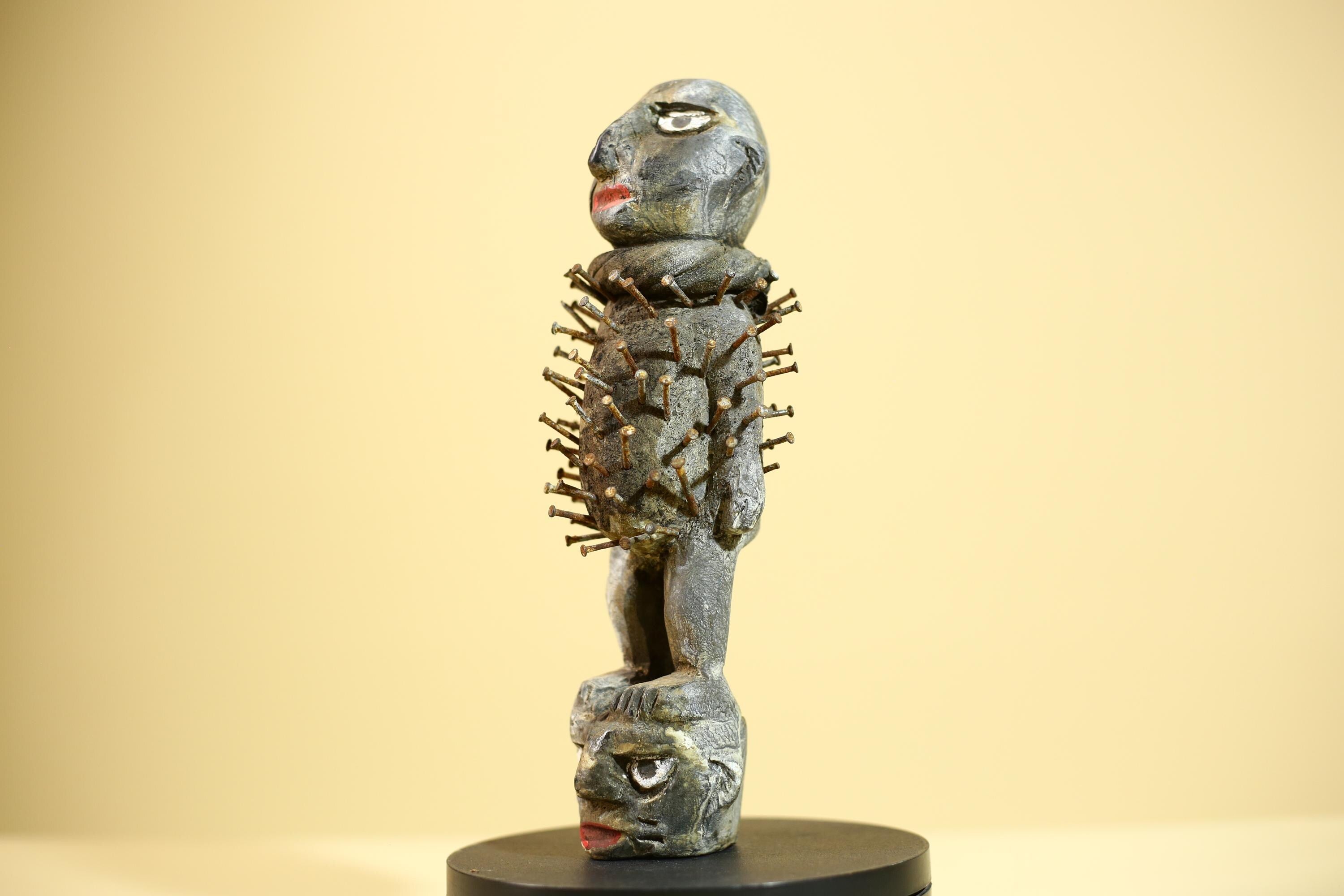 African Nail Fetish Statue Congo Tribal Wood Ritual Figure Art Decor-G5872