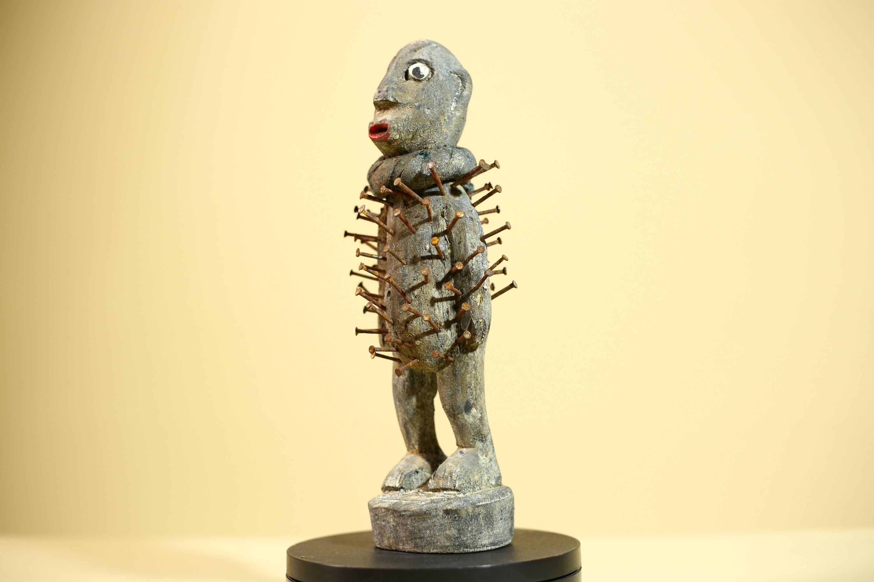Tribal Congo Nkisi Nkondi Statue African Carved Wood Nail Ritual Figure Art-G5874