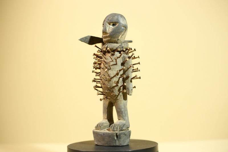 African Kongo Nail Fetish Statue Carved Wood Nkisi Nkondi Congo Ritual Figure-G5875