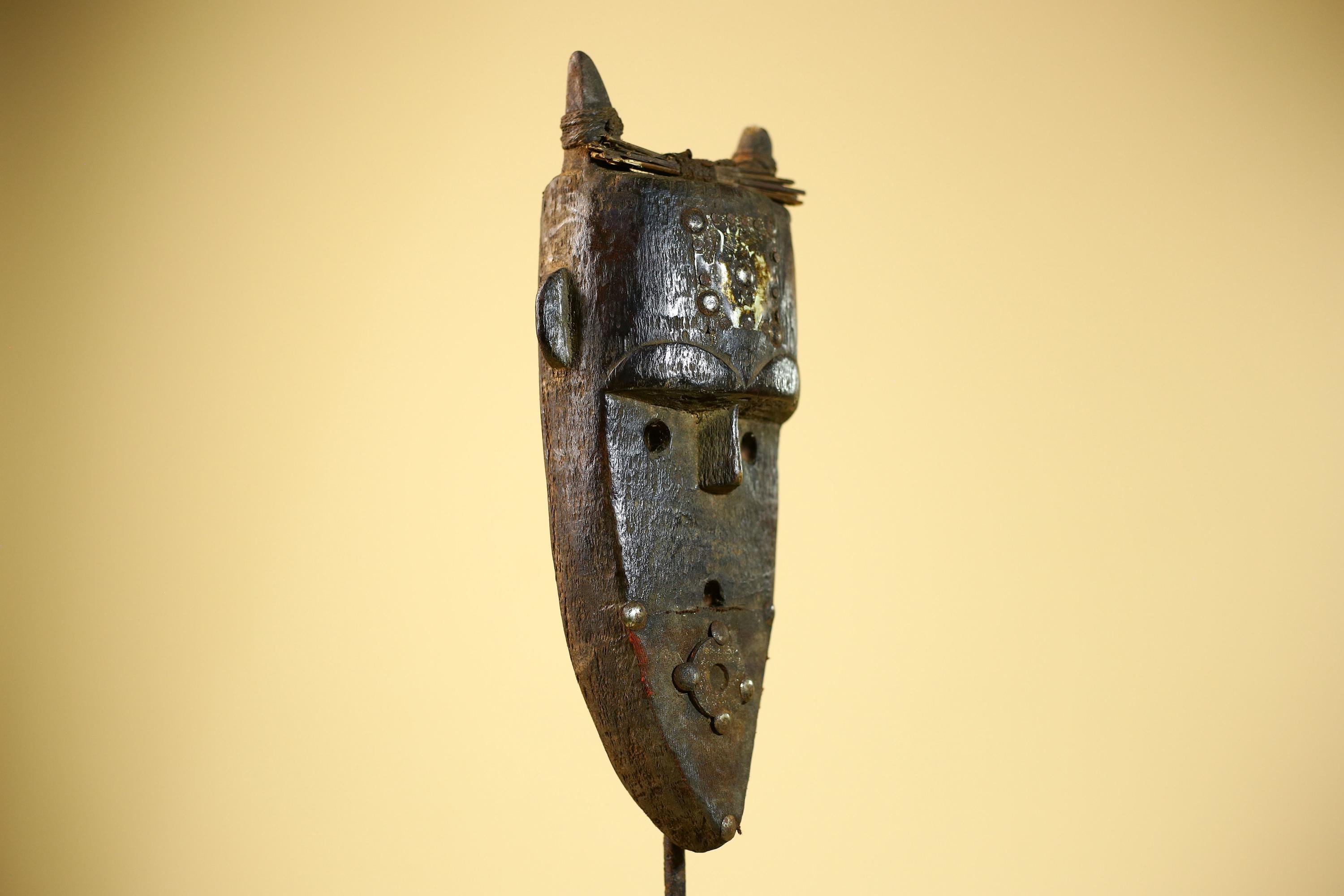 African Toma Mask Carved Wood Horn Crest Metal Detail Guinea Tribal Art Decor-G5842