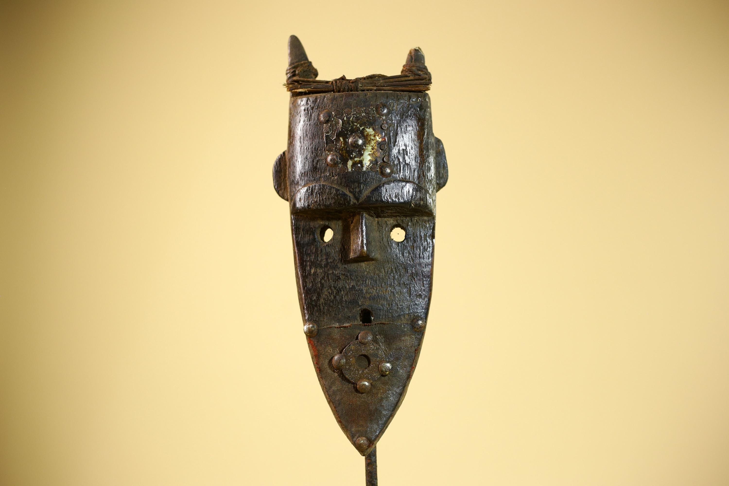 African Toma Mask Carved Wood Horn Crest Metal Detail Guinea Tribal Art Decor-G5842