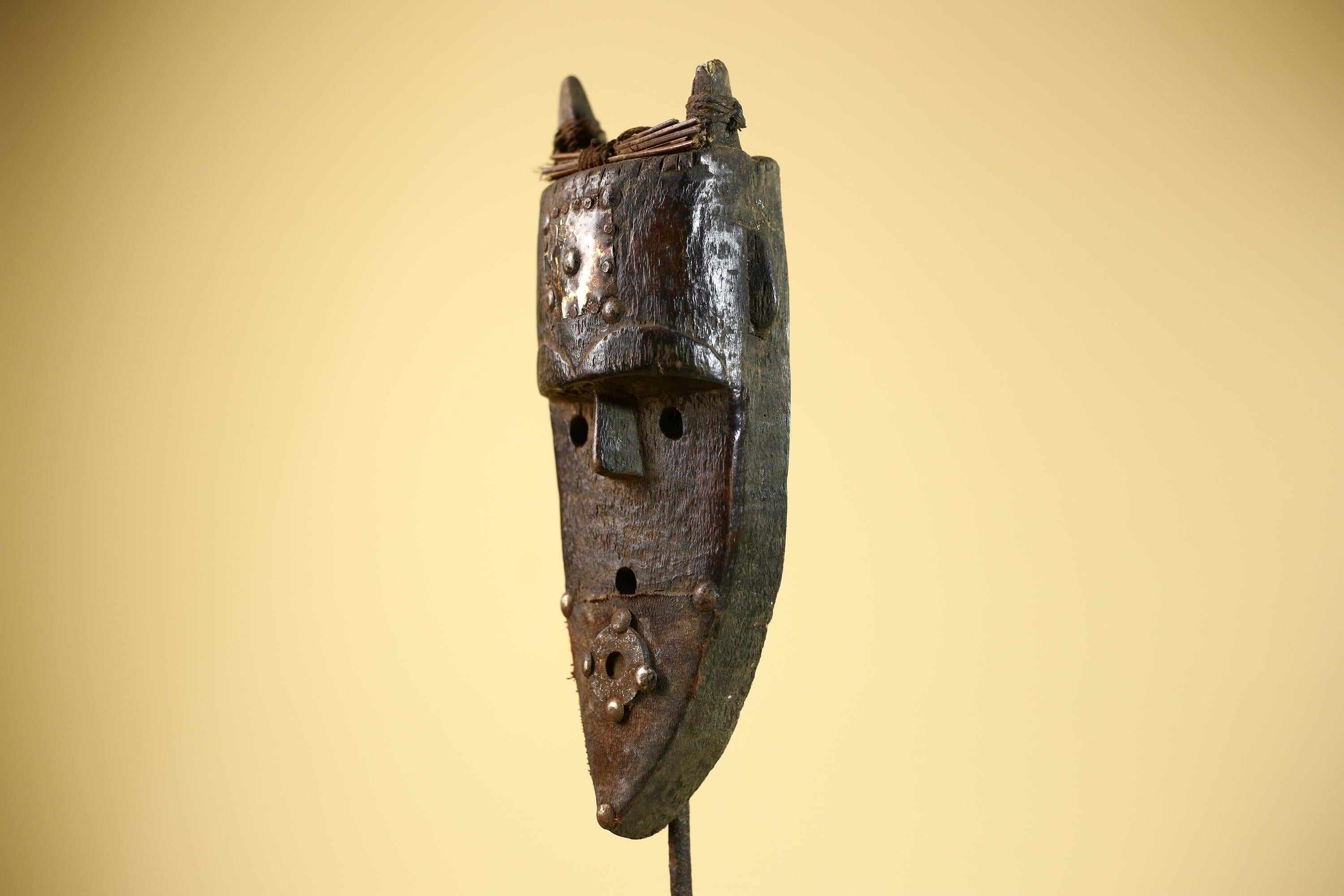 African Toma Mask Carved Wood Horn Crest Metal Detail Guinea Tribal Art Decor-G5842
