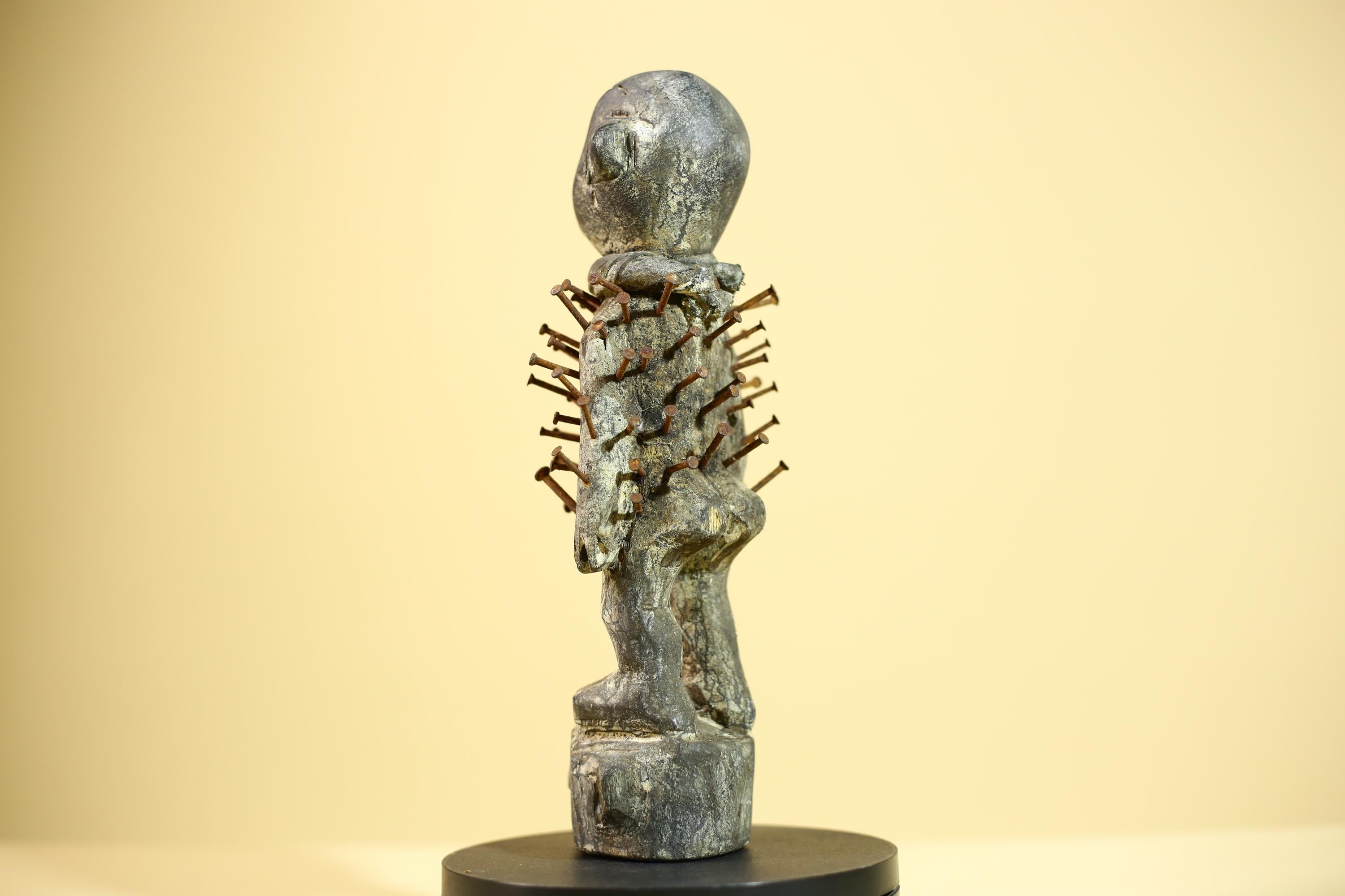 African Nail Fetish Statue Congo Ritual Figure Wood Tribal Art Decor Sculpture Decor-G5870