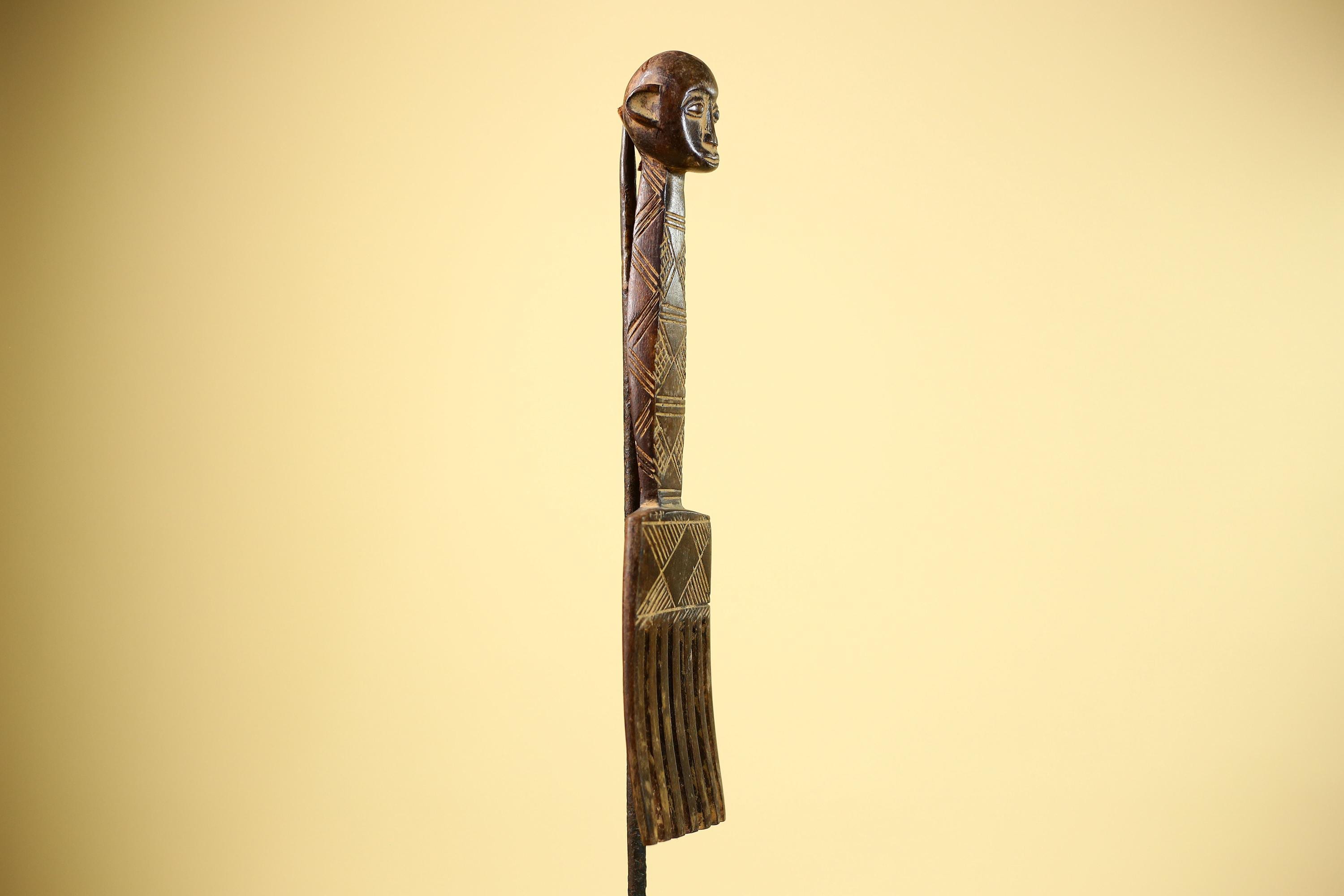 African Carved Wood Statue Comb Geometric Pattern West Africa Tribal Decor-G5894