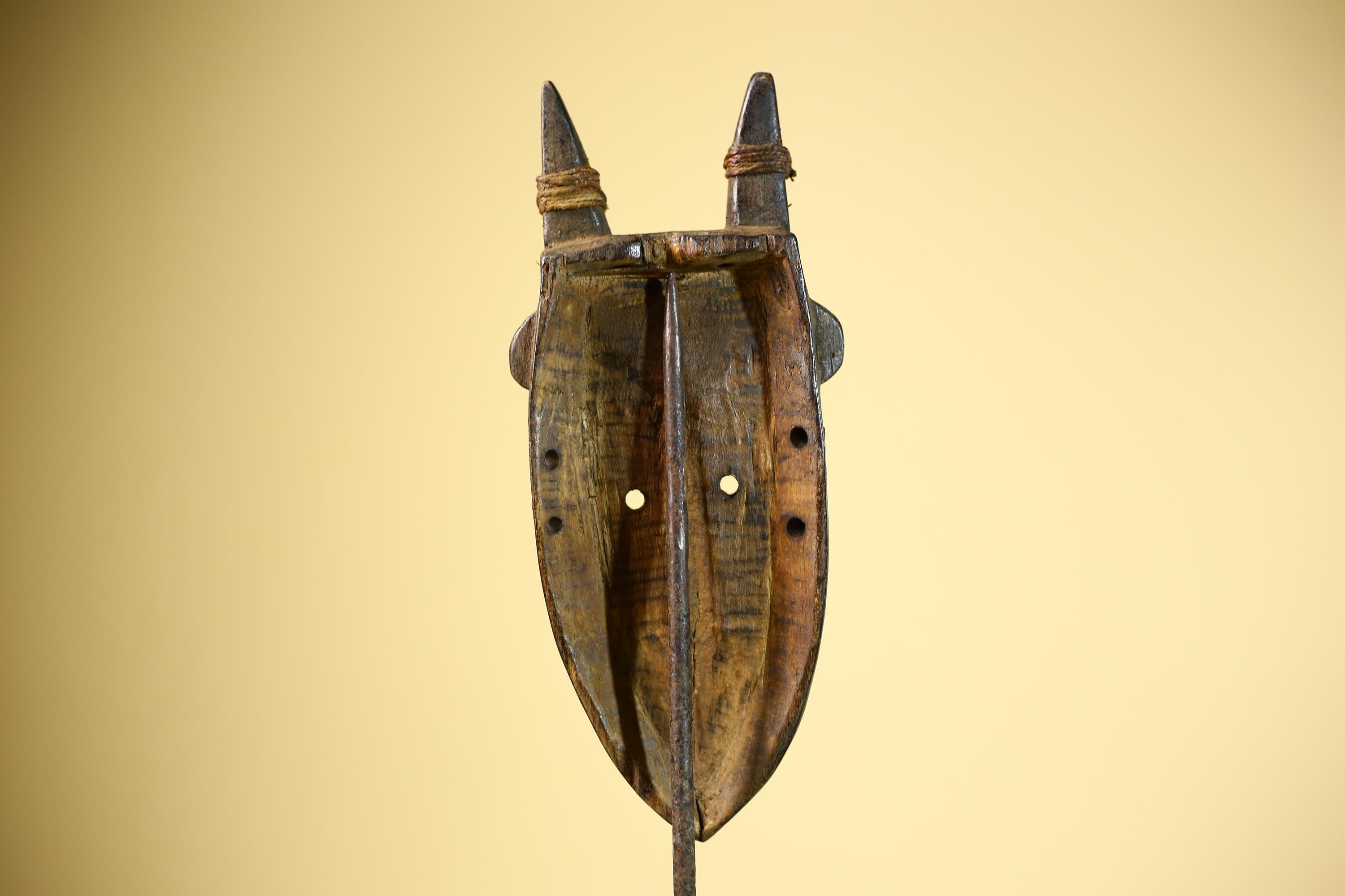African Tribal Mask Carved Wood Horned Crest Côte d’Ivoire Wall Decor-G5895
