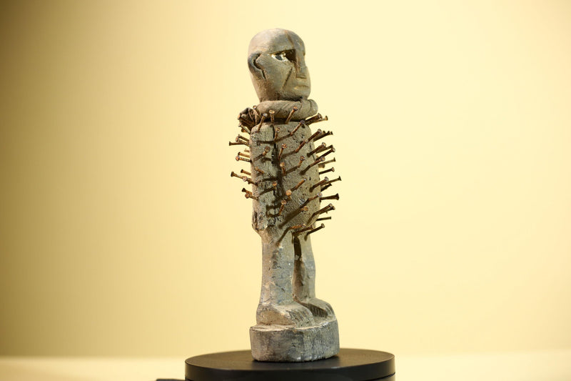 African Nail Figure Statue Carved Wood Ritual Fetish Congo Tribal Art-G5899