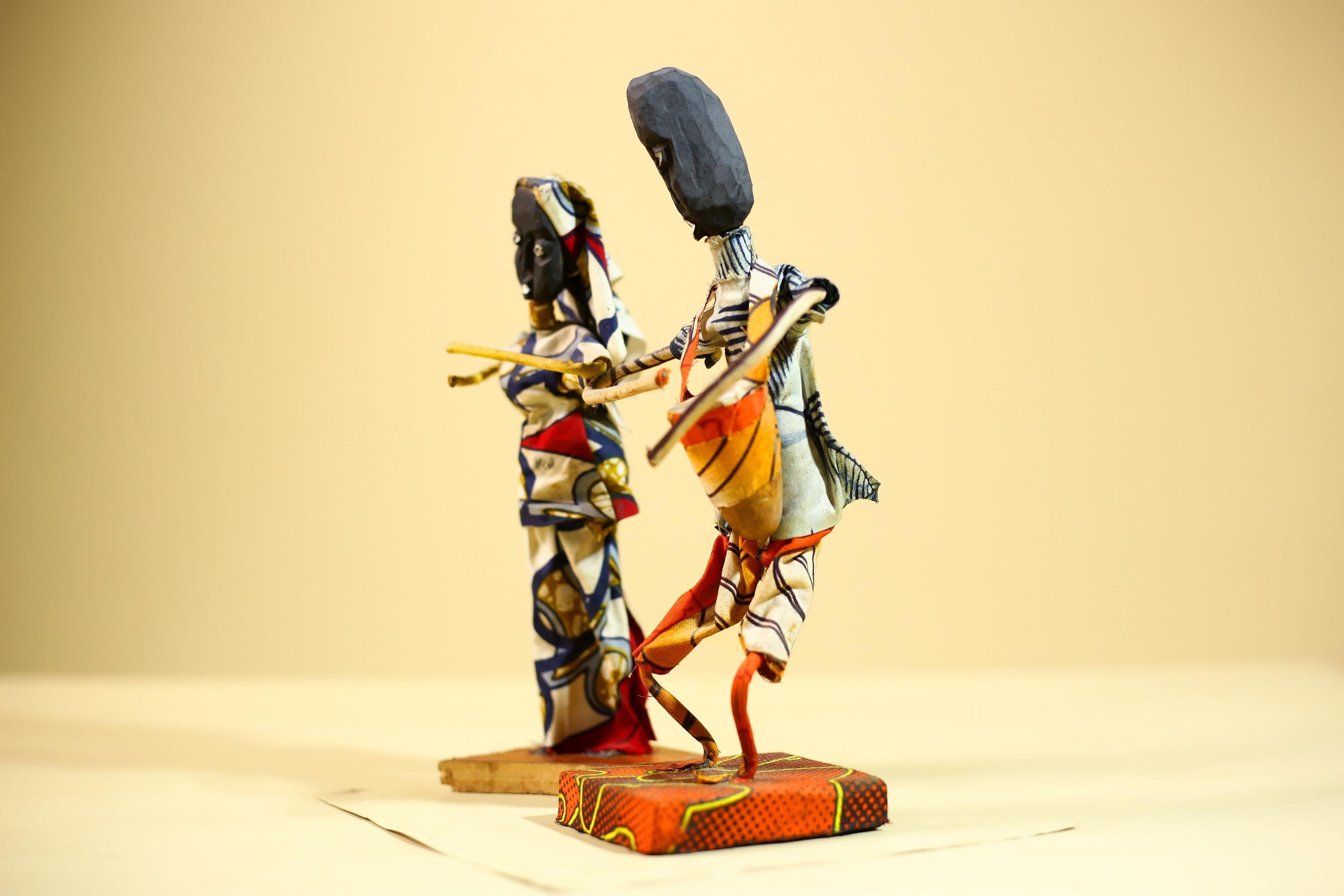 African Folk Art Couple Handmade Wire Wood Fabric Tribal Music Sculpture-G5903