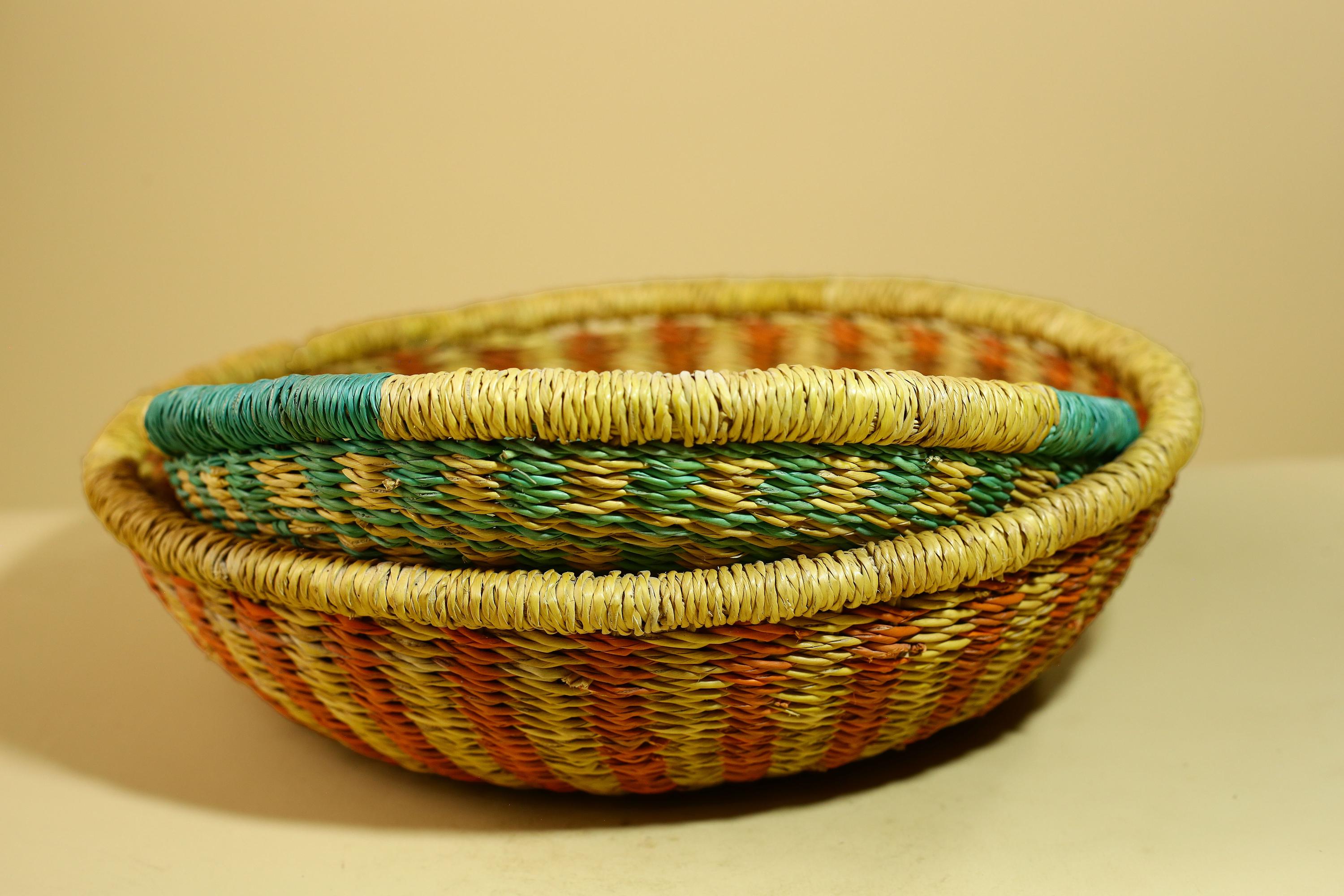 African Woven Basket Handmade Straw Storage Basket with Colorful Lid-G5916