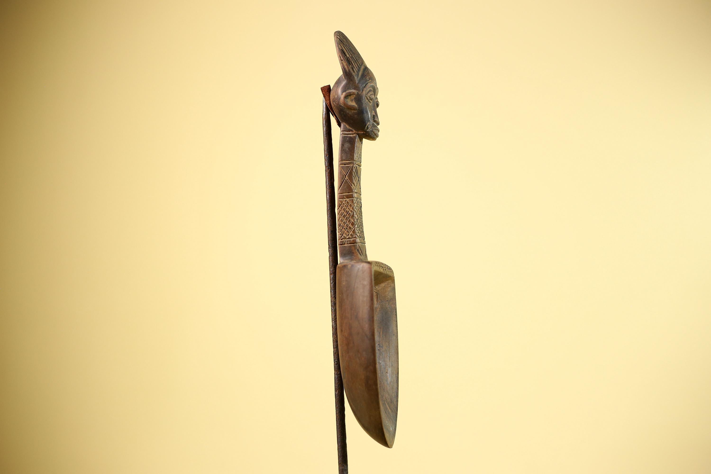 African Carved Statue Spoon Wood Figure Head Handle Tribal Art Decor-G5888