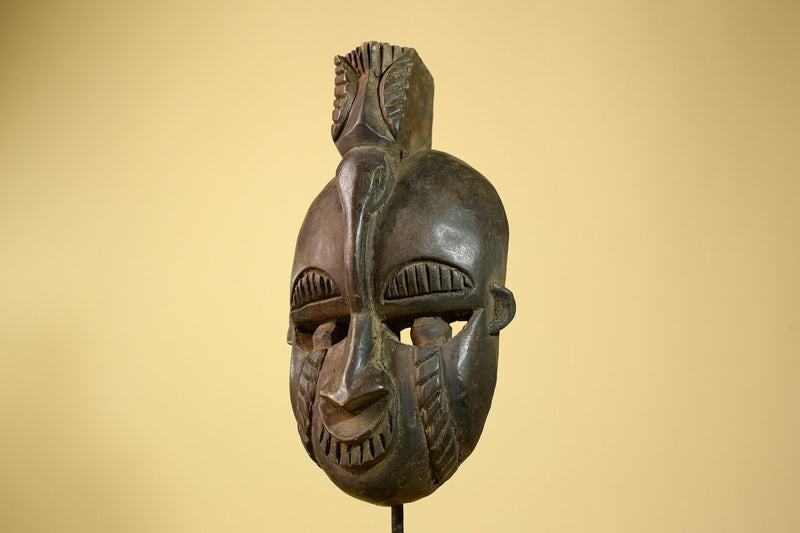 African Guro Mask Geometric Carved Dark Wood Tribal Art Côte d’Ivoire Handcrafted-G5957