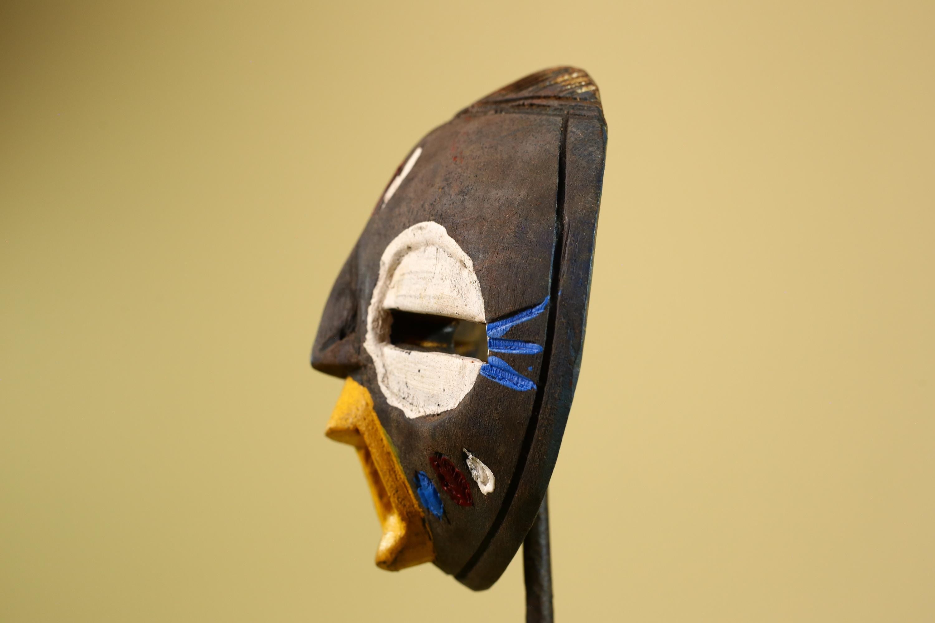 Tribal African Mask Painted Dark Wood Round Face from Côte d’Ivoire Decor-G5980
