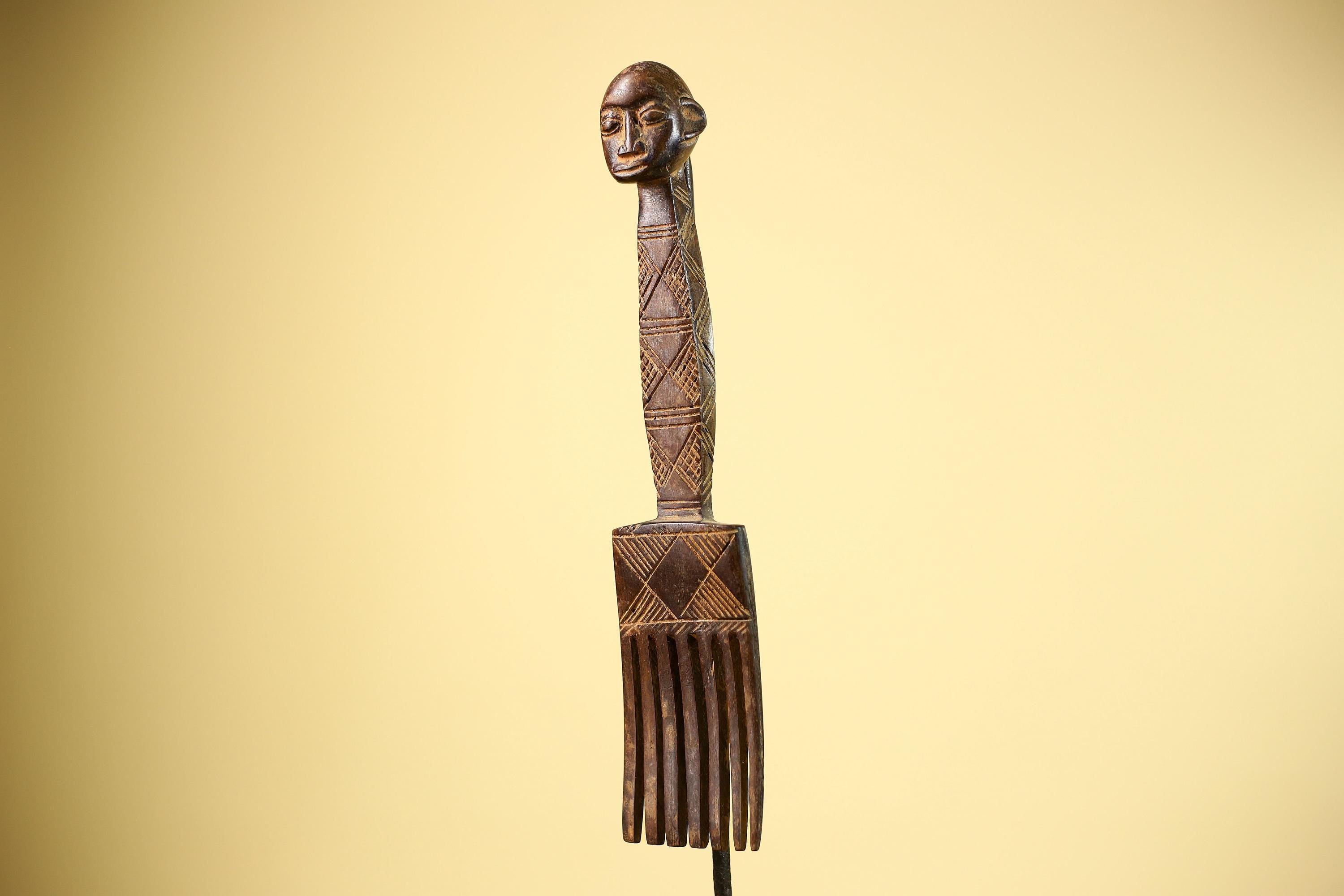 African Carved Wood Statue Comb Geometric Pattern West Africa Tribal Decor-G5894