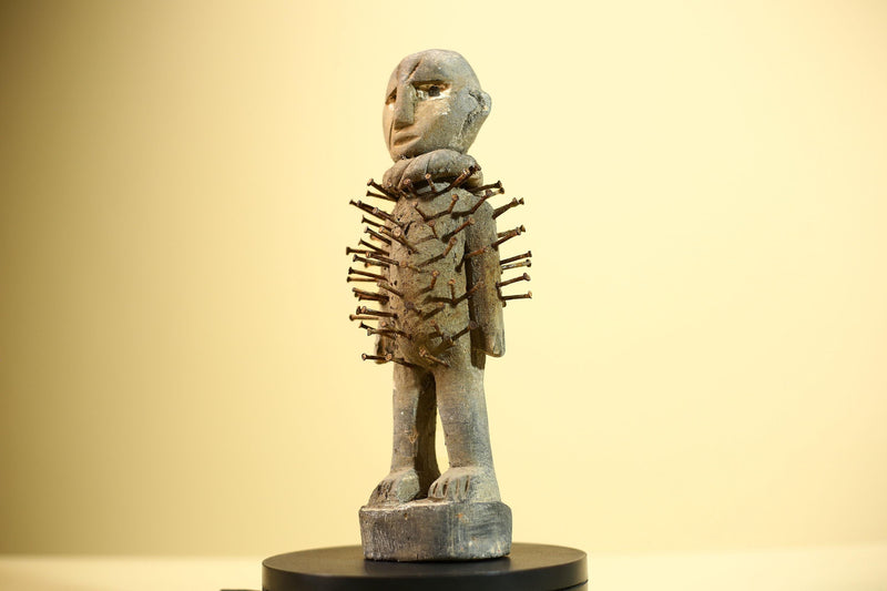 African Nail Figure Statue Carved Wood Ritual Fetish Congo Tribal Art-G5899
