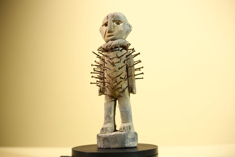 African Nail Figure Statue Carved Wood Ritual Fetish Congo Tribal Art-G5899