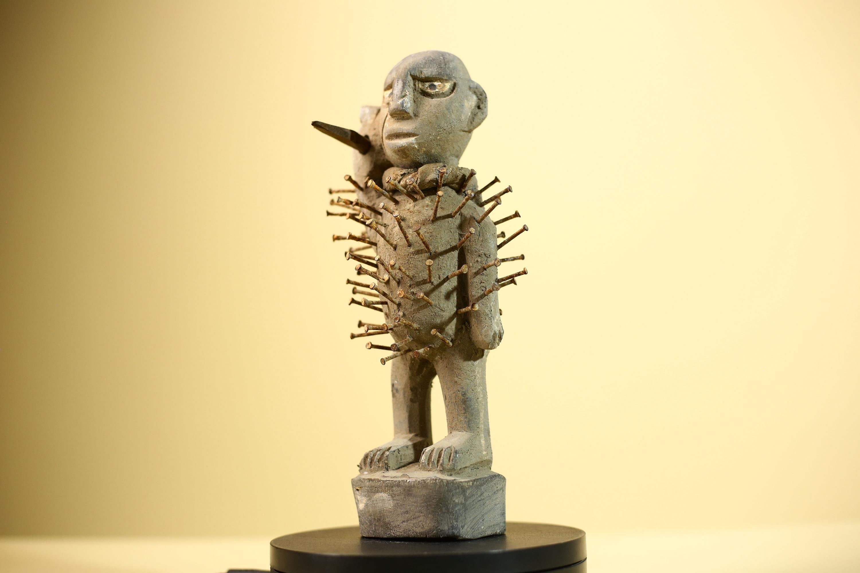 Africa Nkisi Nkondi Statue Carved Wood Nails Congo Tribal Ritual Art Decor-G5901