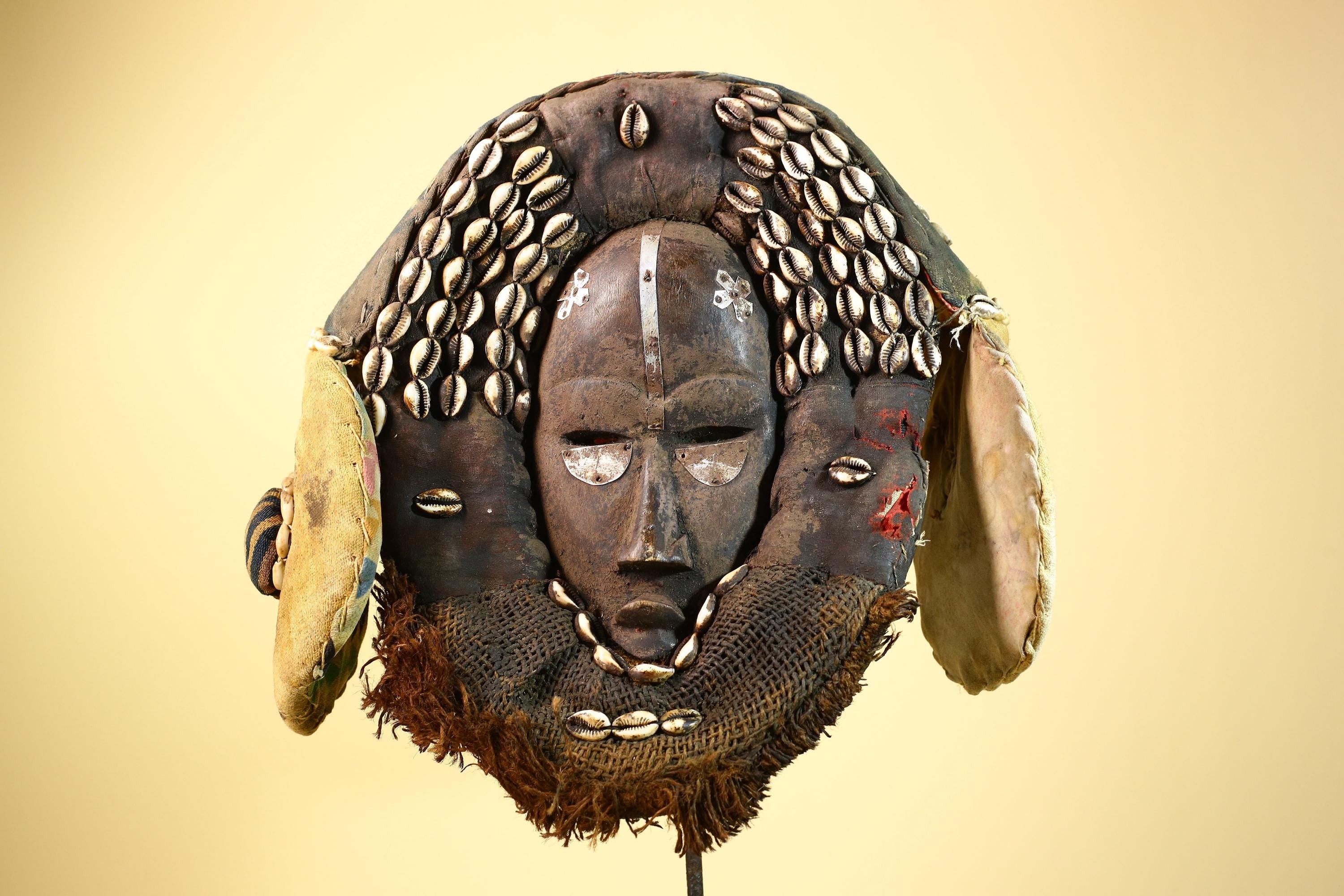 African Mask Cowrie Shell Fabric Wood Cameroon Ritual Art Tribal Decor-G5985