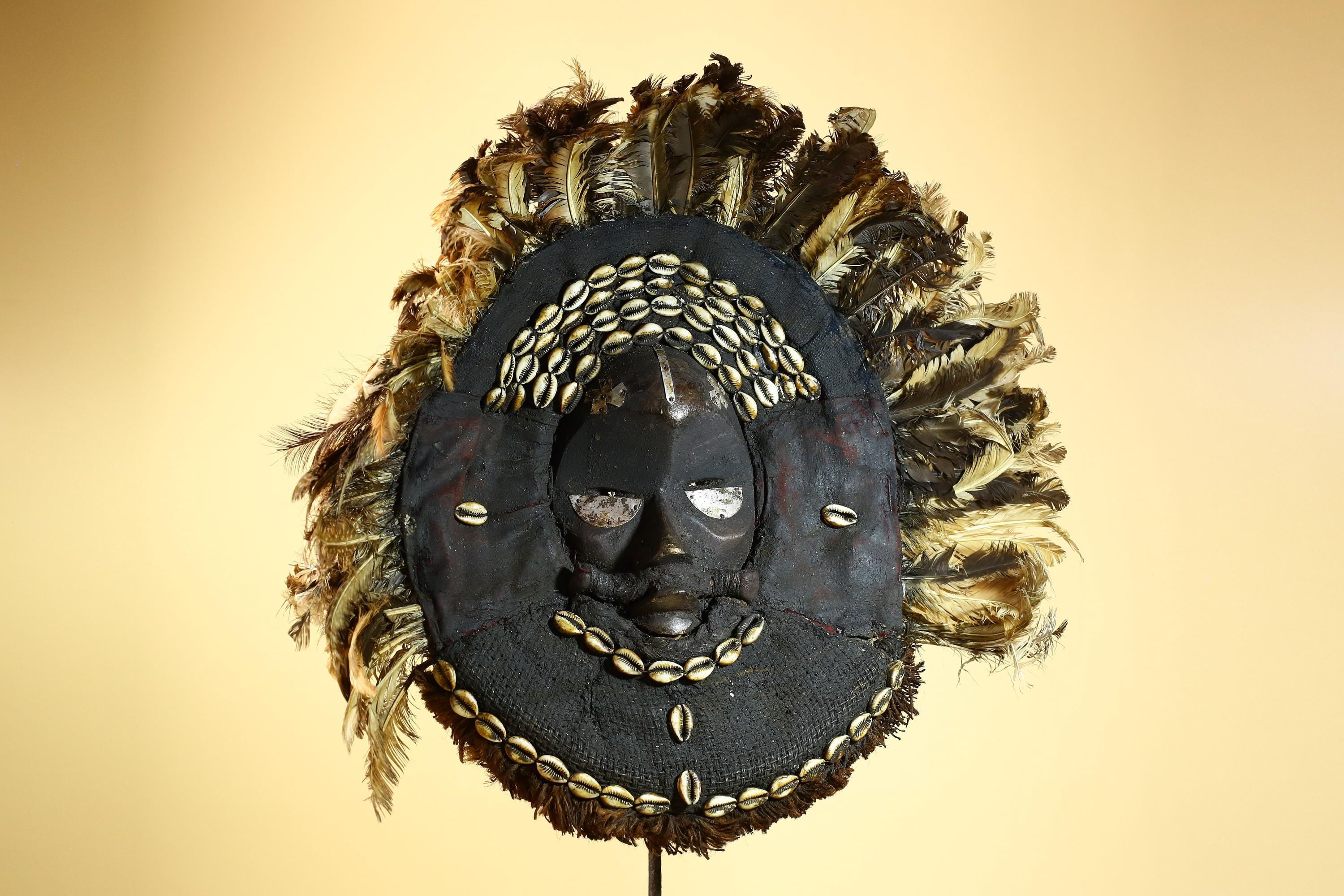 African Baule Mask Cowrie Feather Wood Carved Tribal Art Côte d’Ivoire Decor-G5988