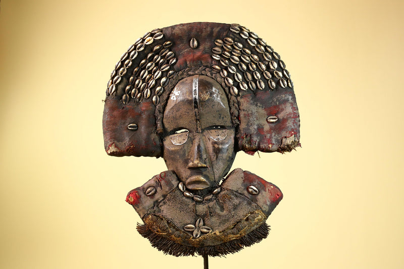 Dan Tribal Mask Cowrie Shell Cloth Wood African Ceremony Art Liberia-G5990