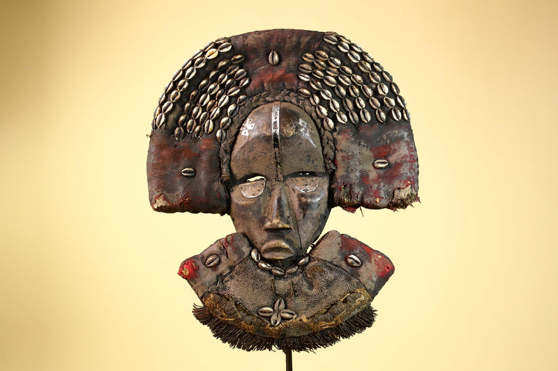 Dan Tribal Mask Cowrie Shell Cloth Wood African Ceremony Art Liberia-G5990