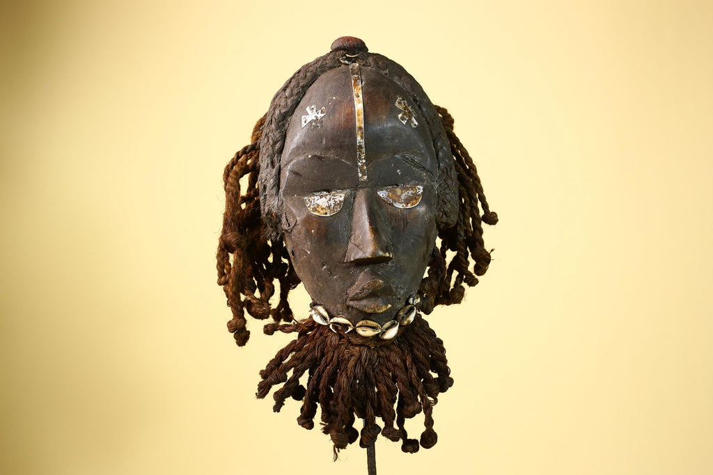 Antique Dan Mask Côte d'Ivoire Tribal Art Cowrie Shell Braided Handcrafted -G6001