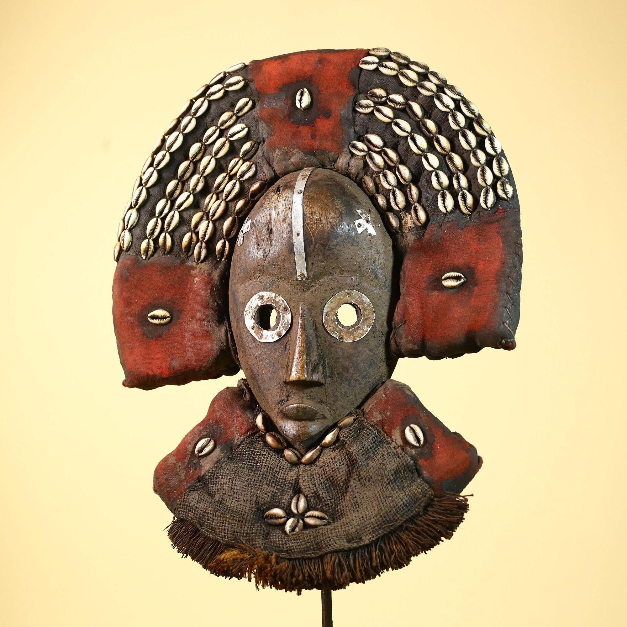 African Vintage Dan Mask Cowrie Shell Textile Côte d'Ivoire Tribal Art -G6007