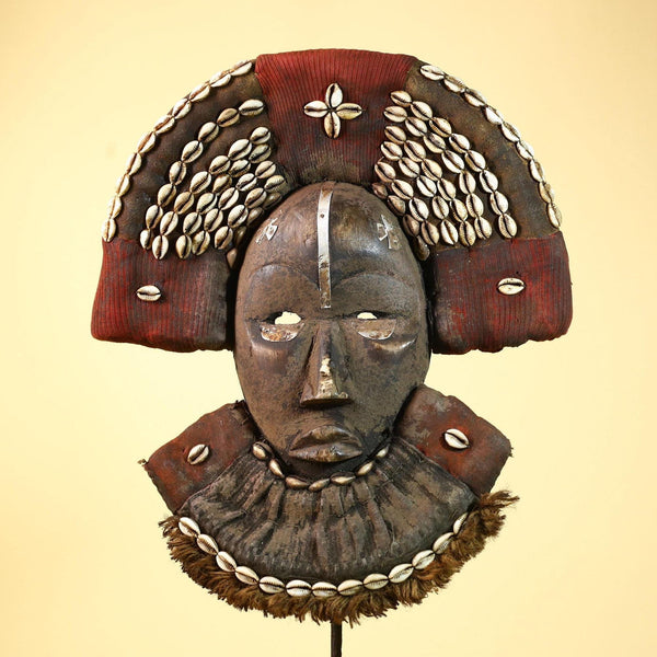 African Vintage Dan Mask Cowrie Shell Tribal Art Wood Côte d'Ivoire Decor-G6008