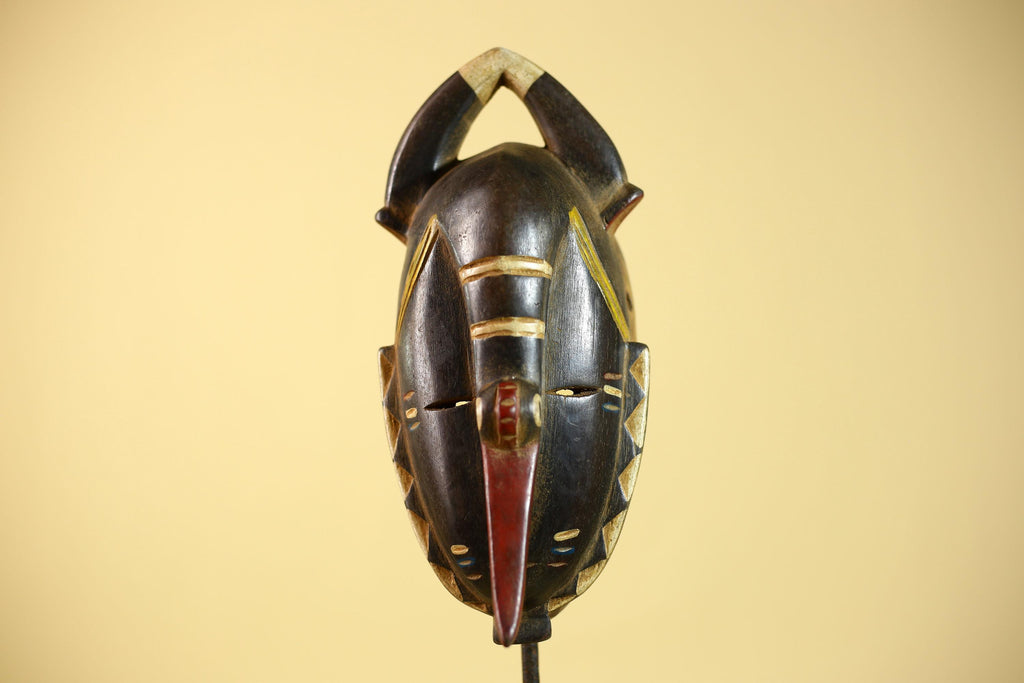 African Vintage Guro Bird-Nose Face Mask – Hand Carved Wood Wall Art-G6024