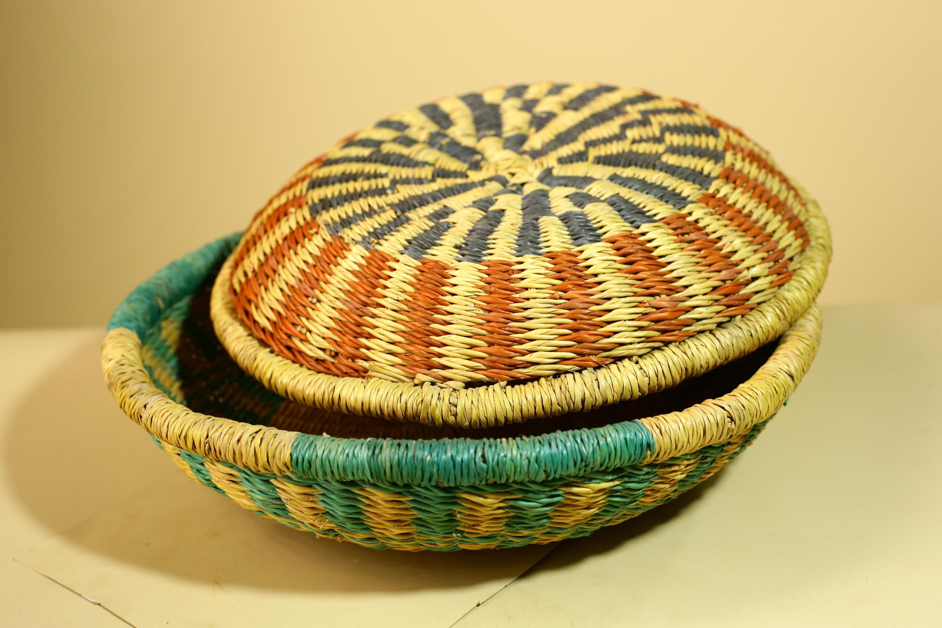 African Woven Basket Set Colorful Straw Craft Handmade Home Decor-G5931