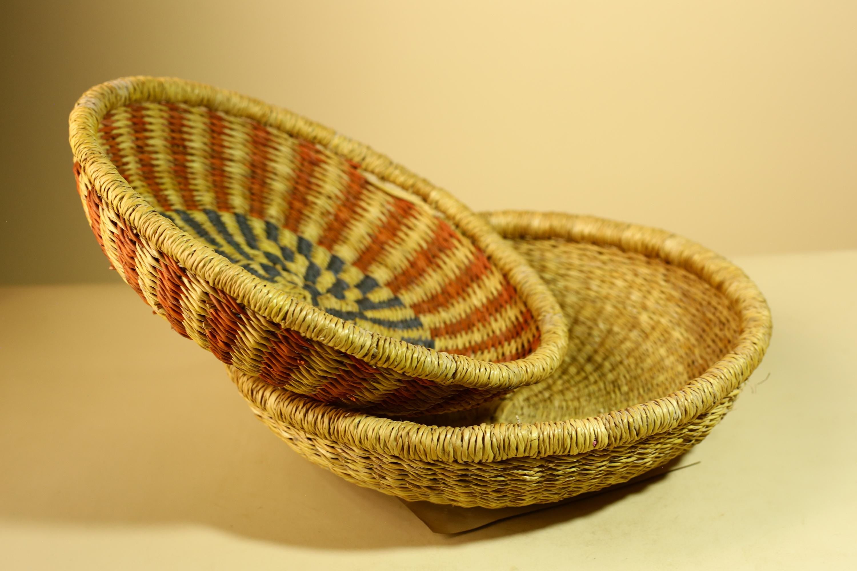 Handwoven African Basket With Lid Natural Grass Colorful Pattern Home Decor-G5932